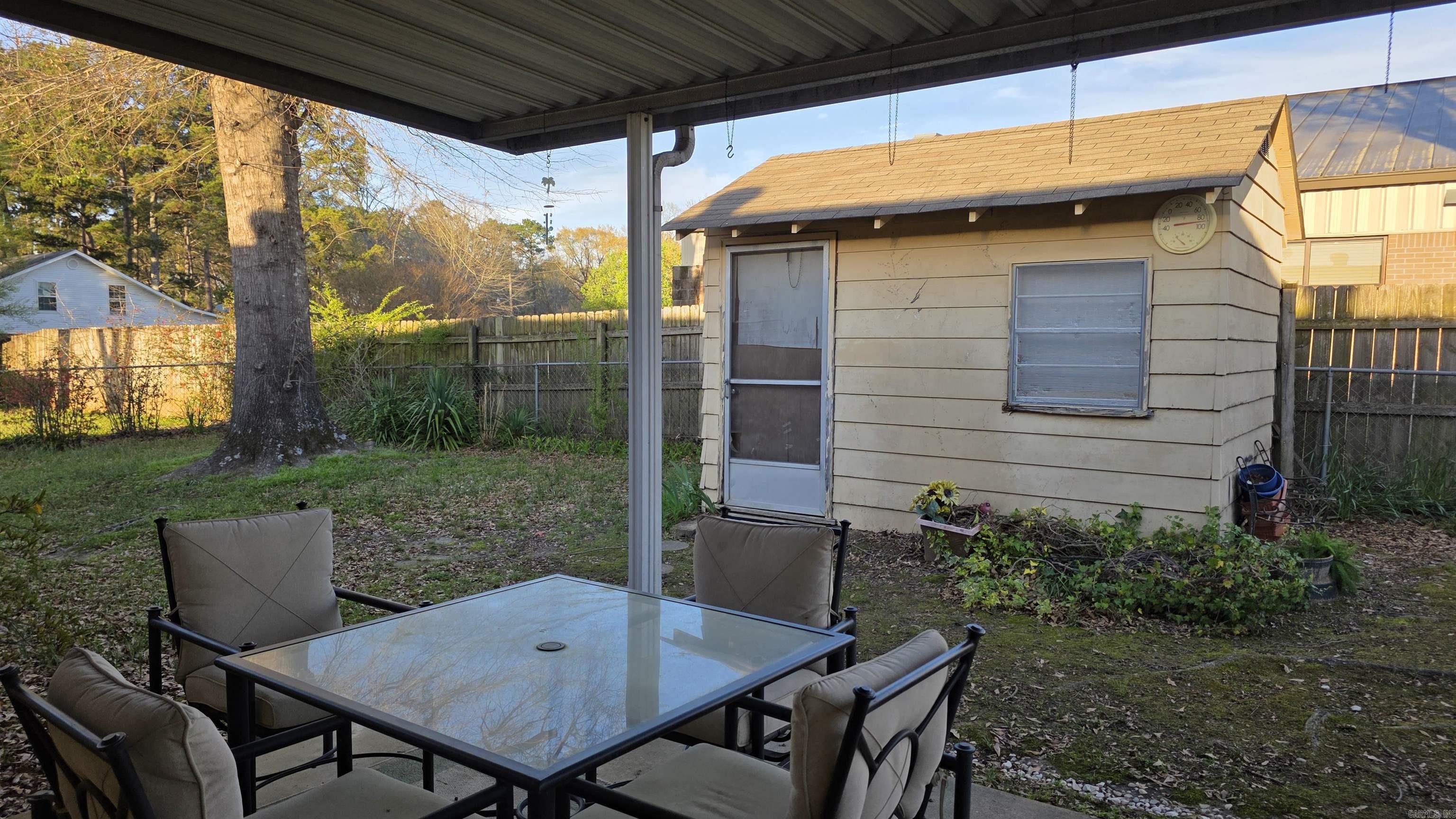 J O WEST ADDN - Residential