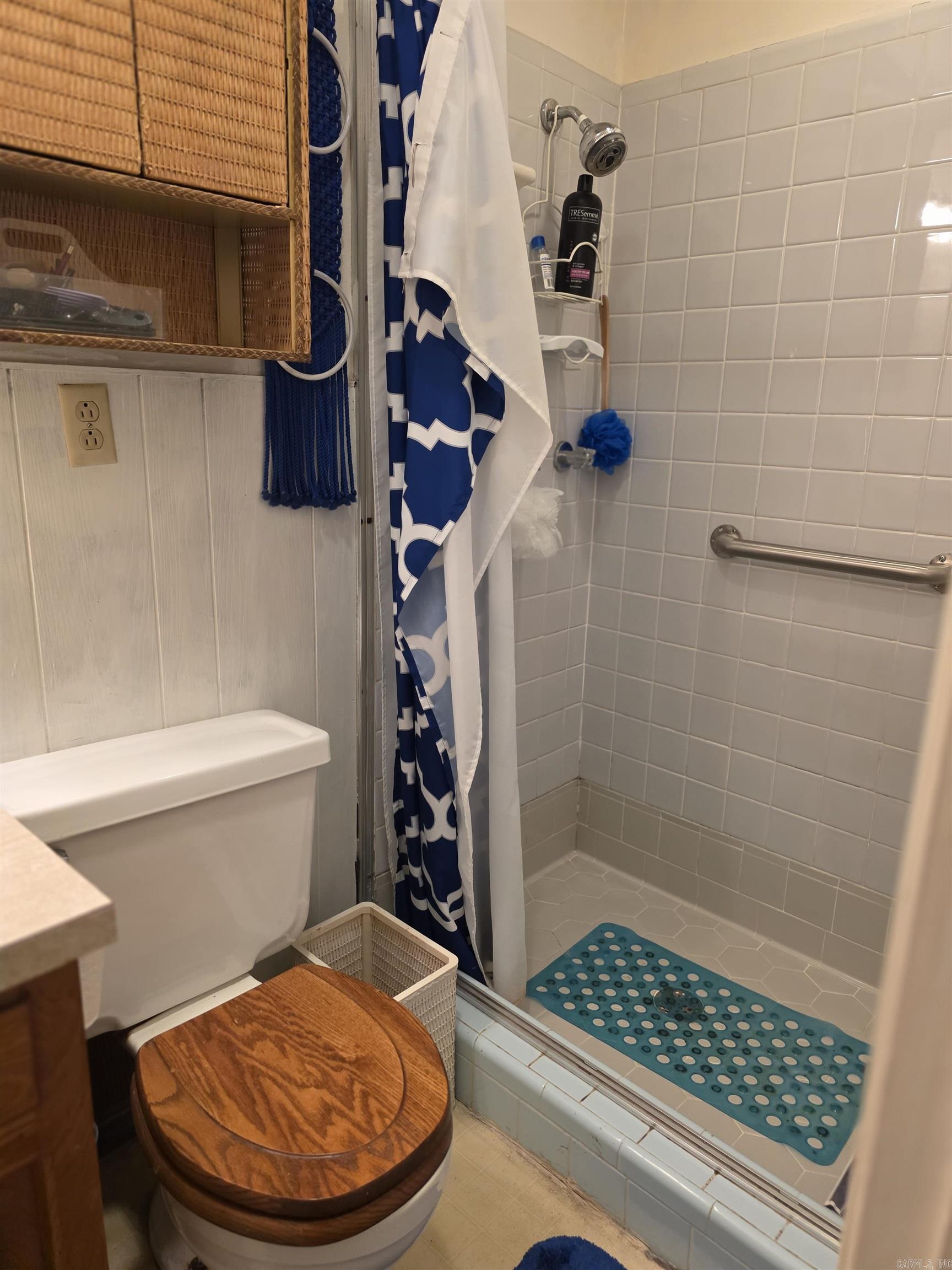 J O WEST ADDN - Residential