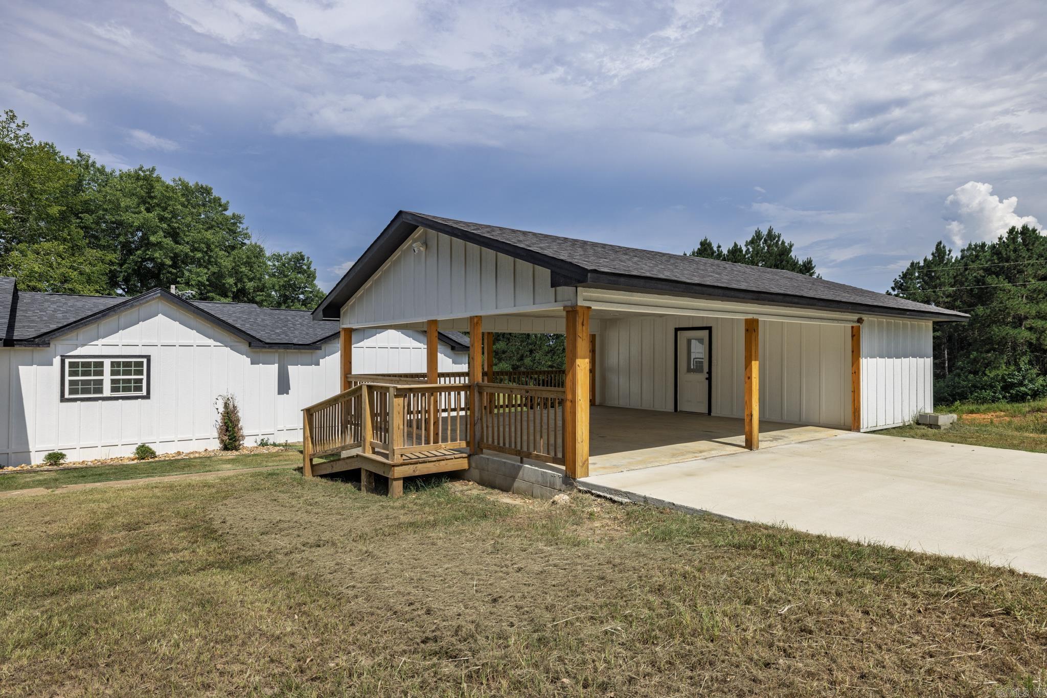 Metes & Bounds - Residential