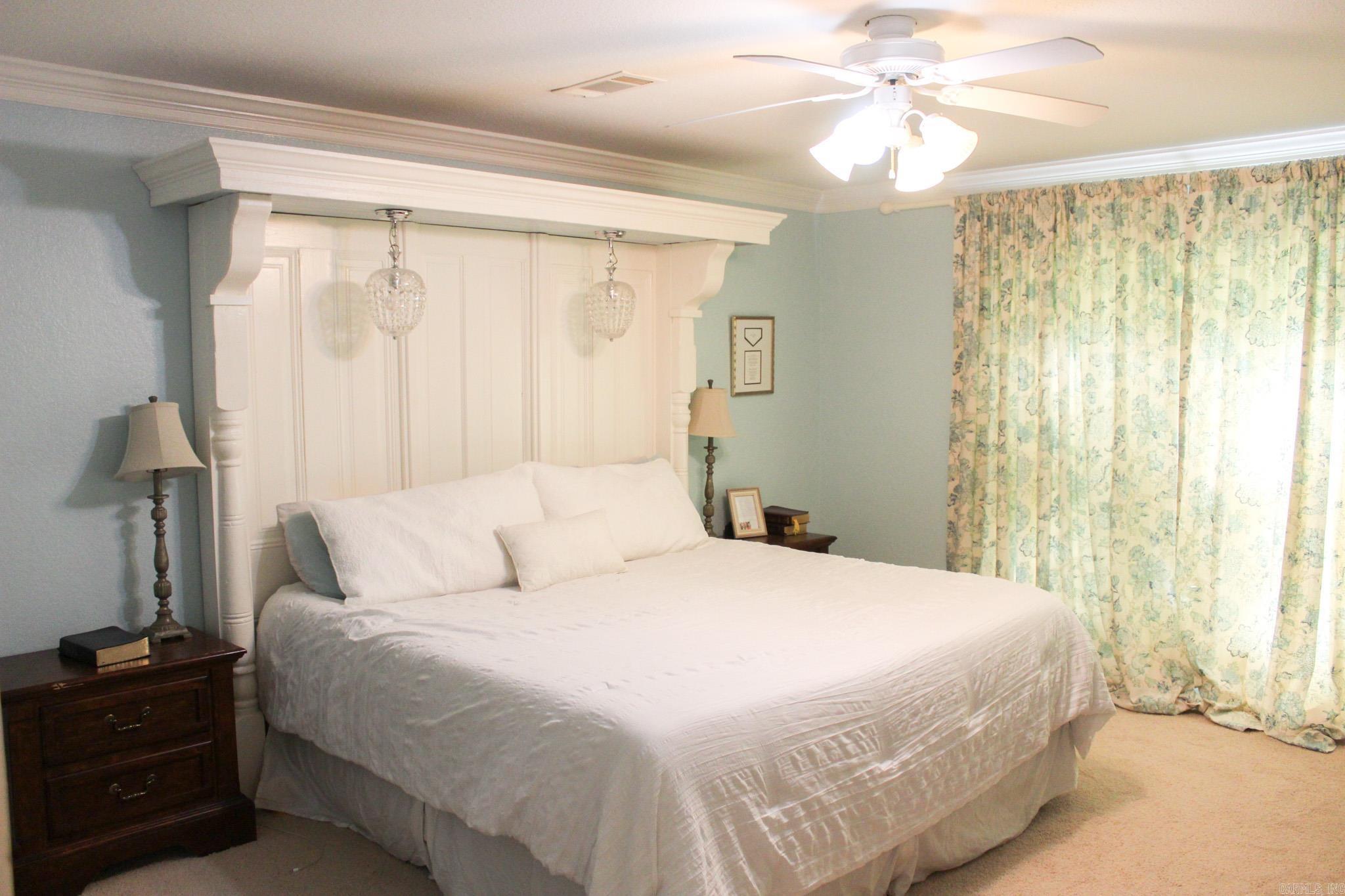 RIVER OAKS - Residential