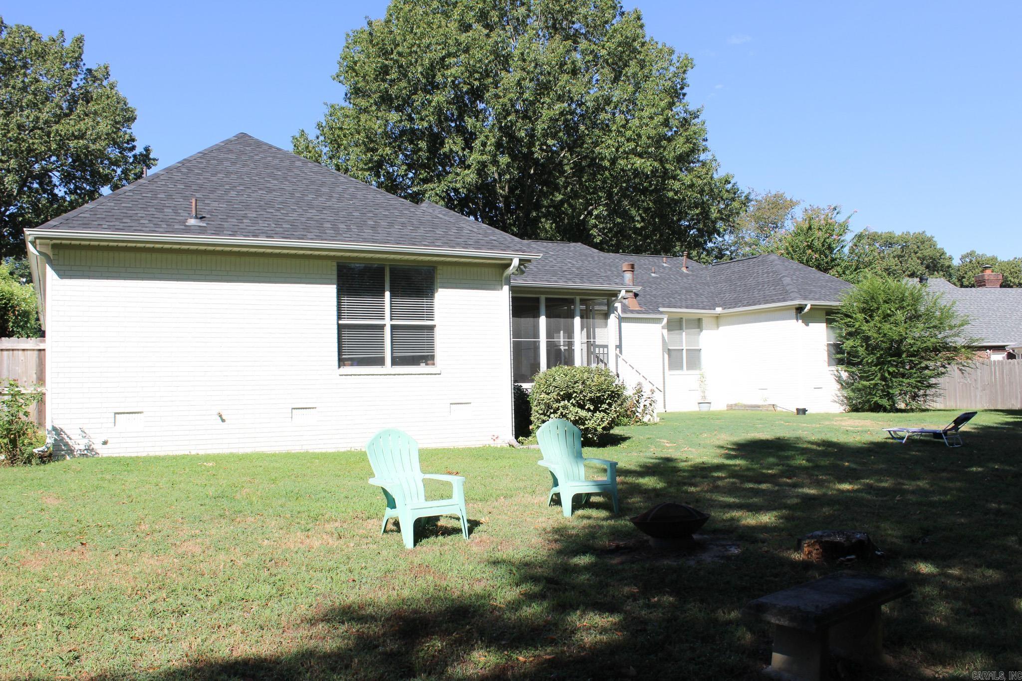 RIVER OAKS - Residential