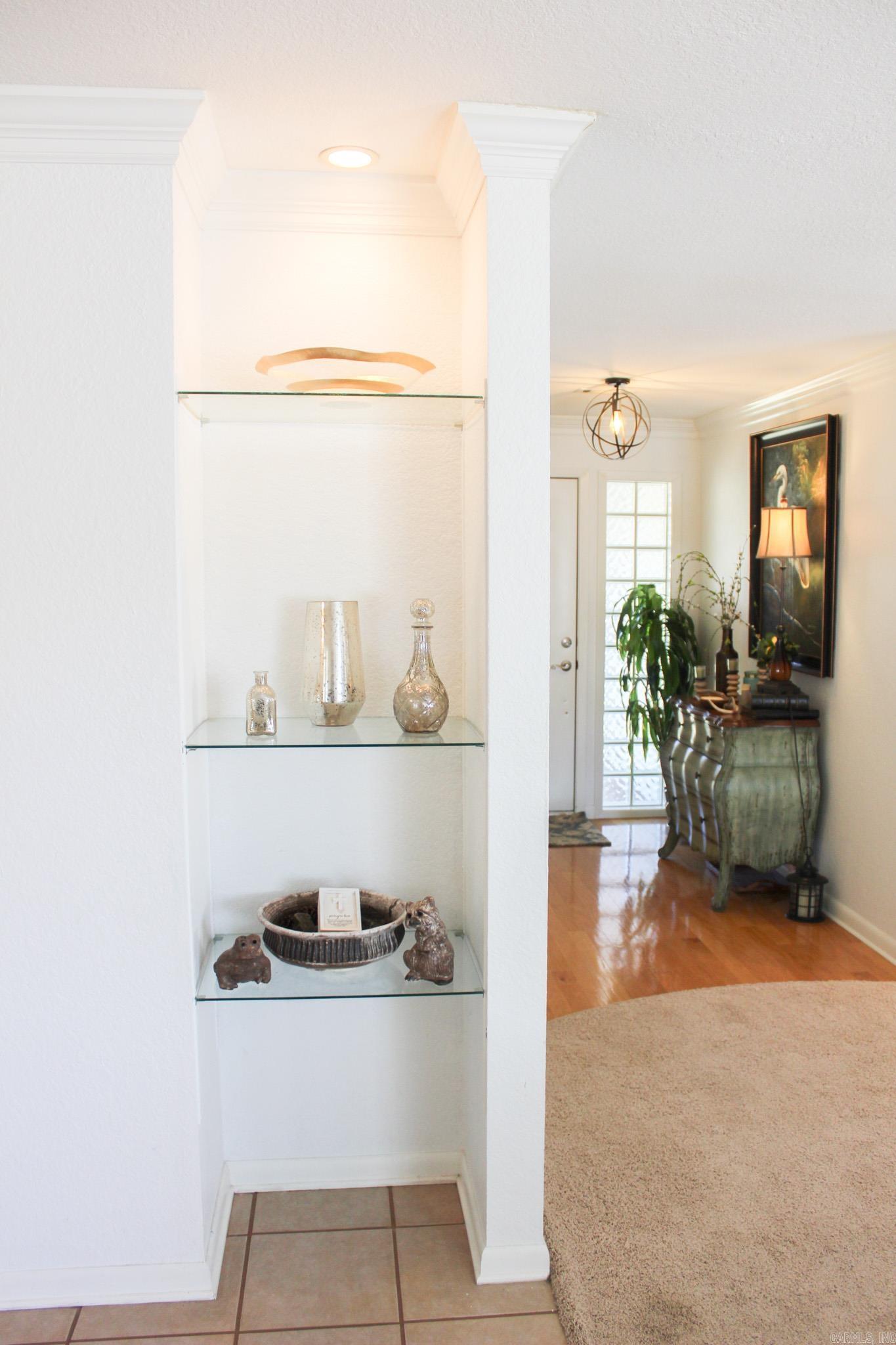 RIVER OAKS - Residential