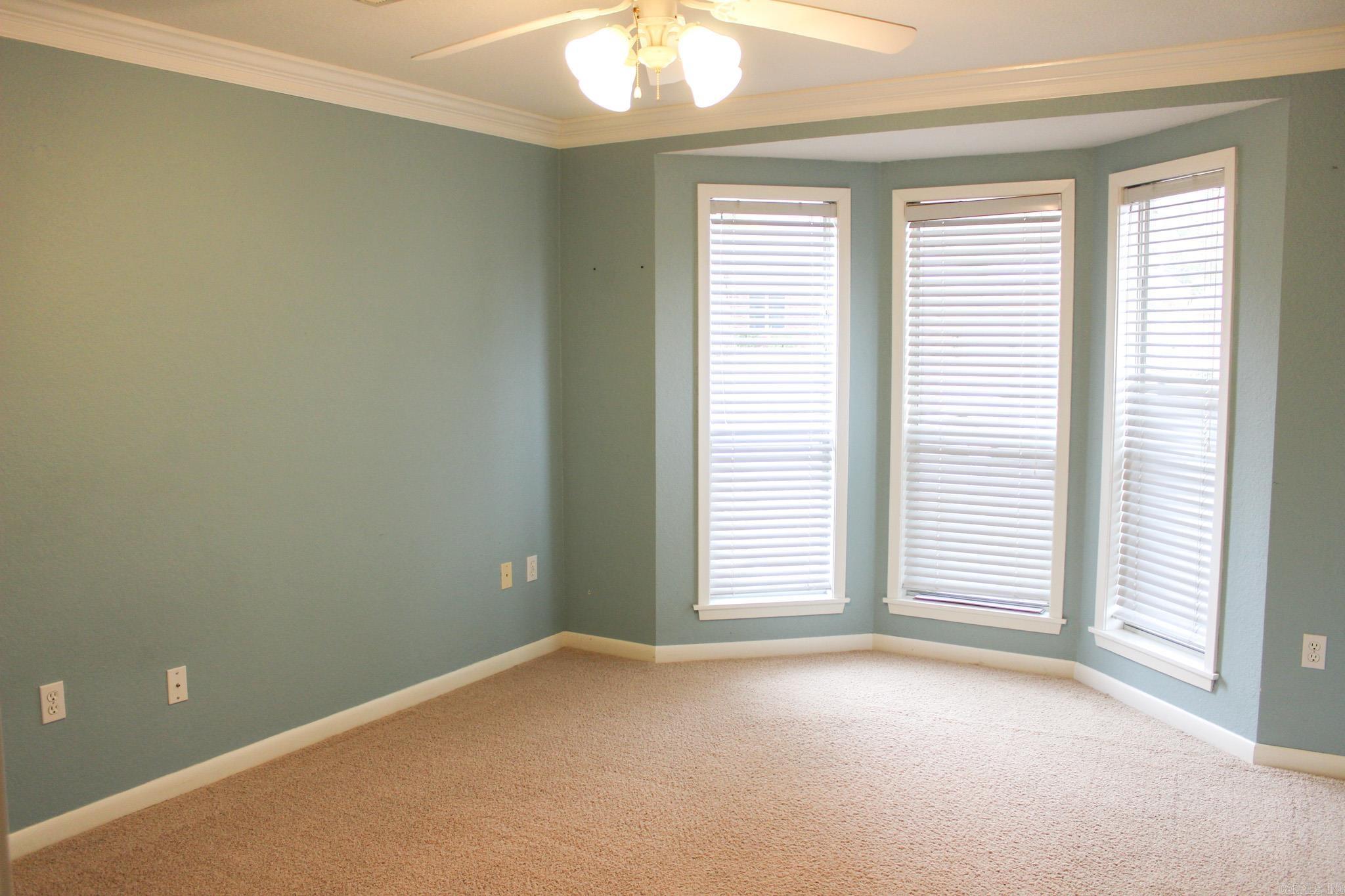 RIVER OAKS - Residential