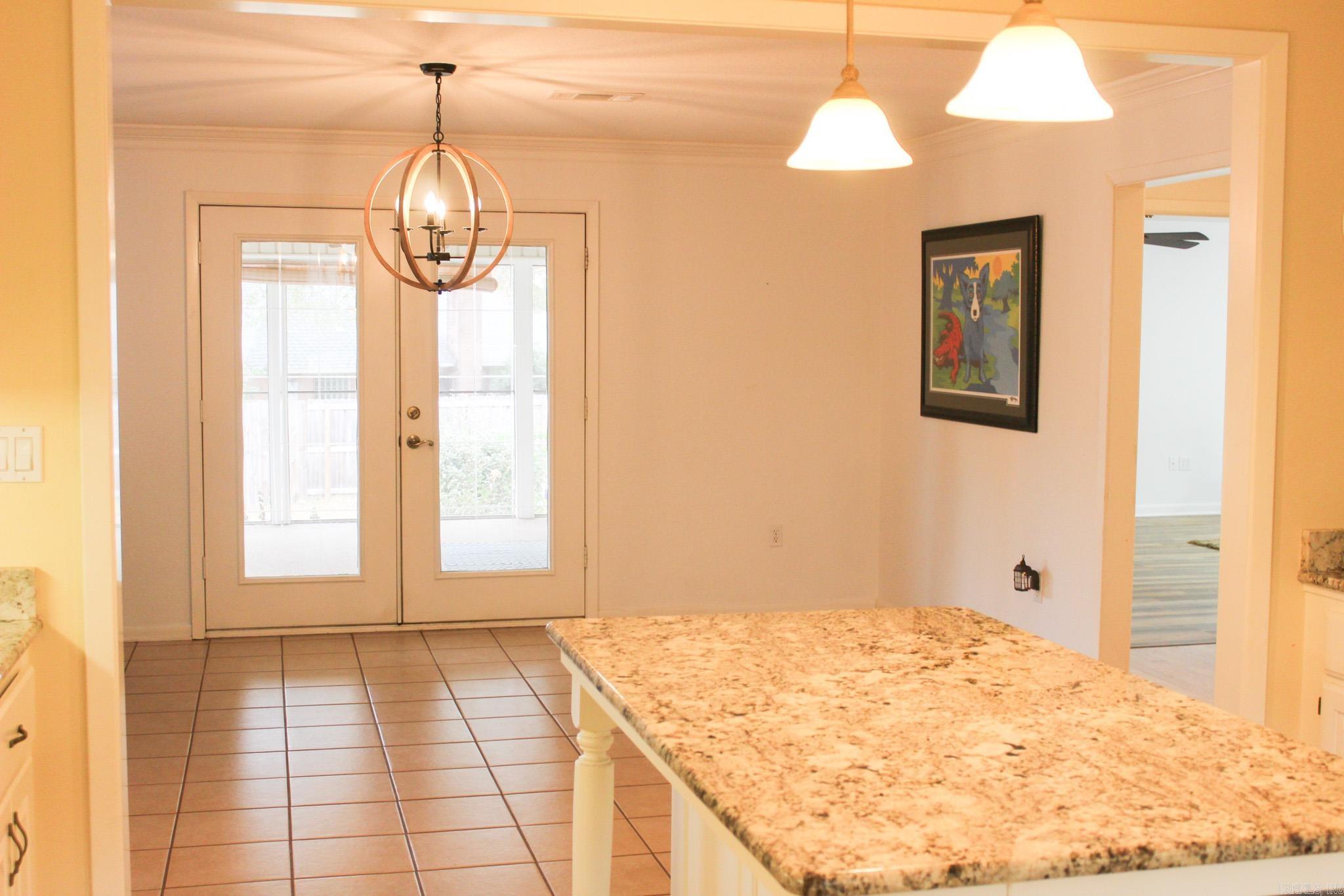 RIVER OAKS - Residential