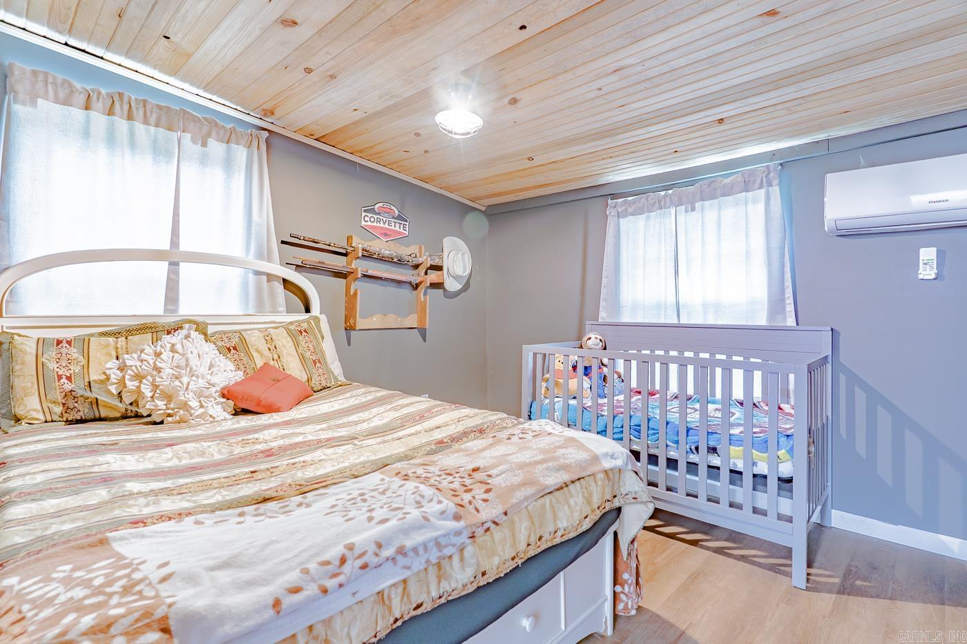 MAYNARD ACREAGE - Residential