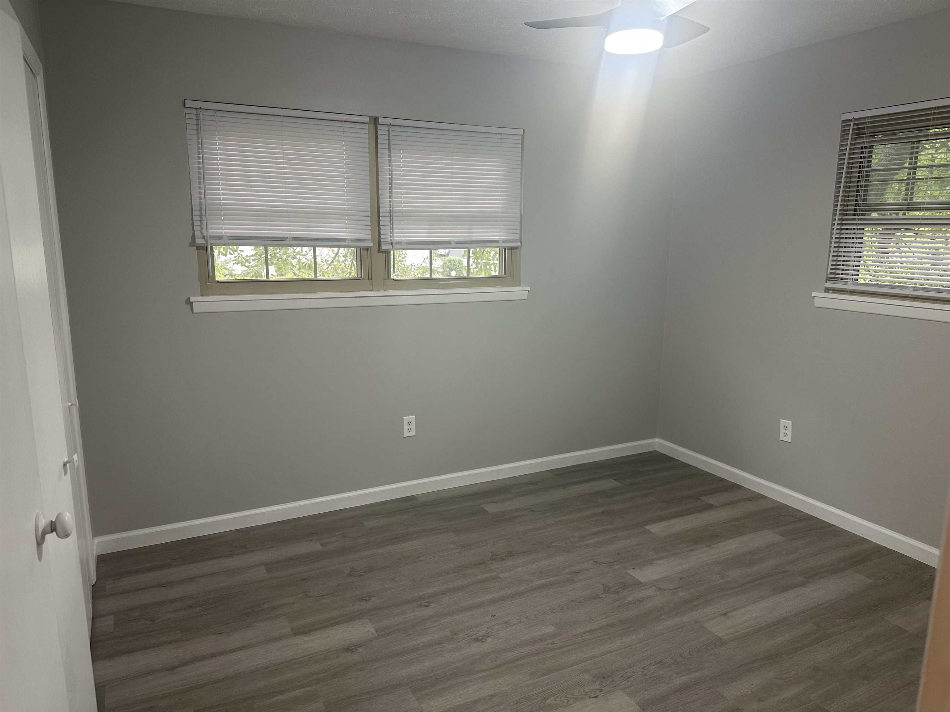 TWIN LAKES - Residential