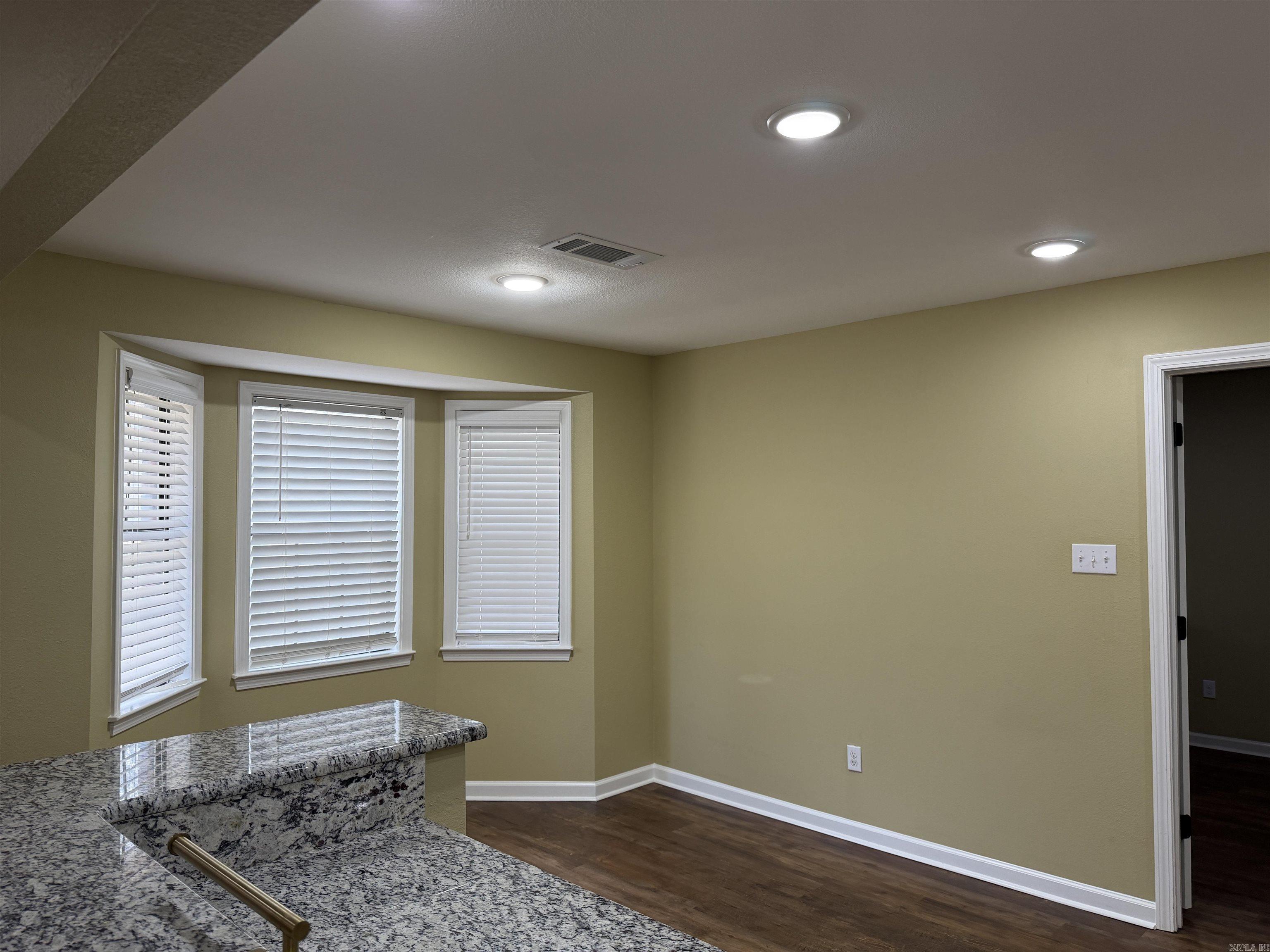 WINDSOR PLACE - Residential