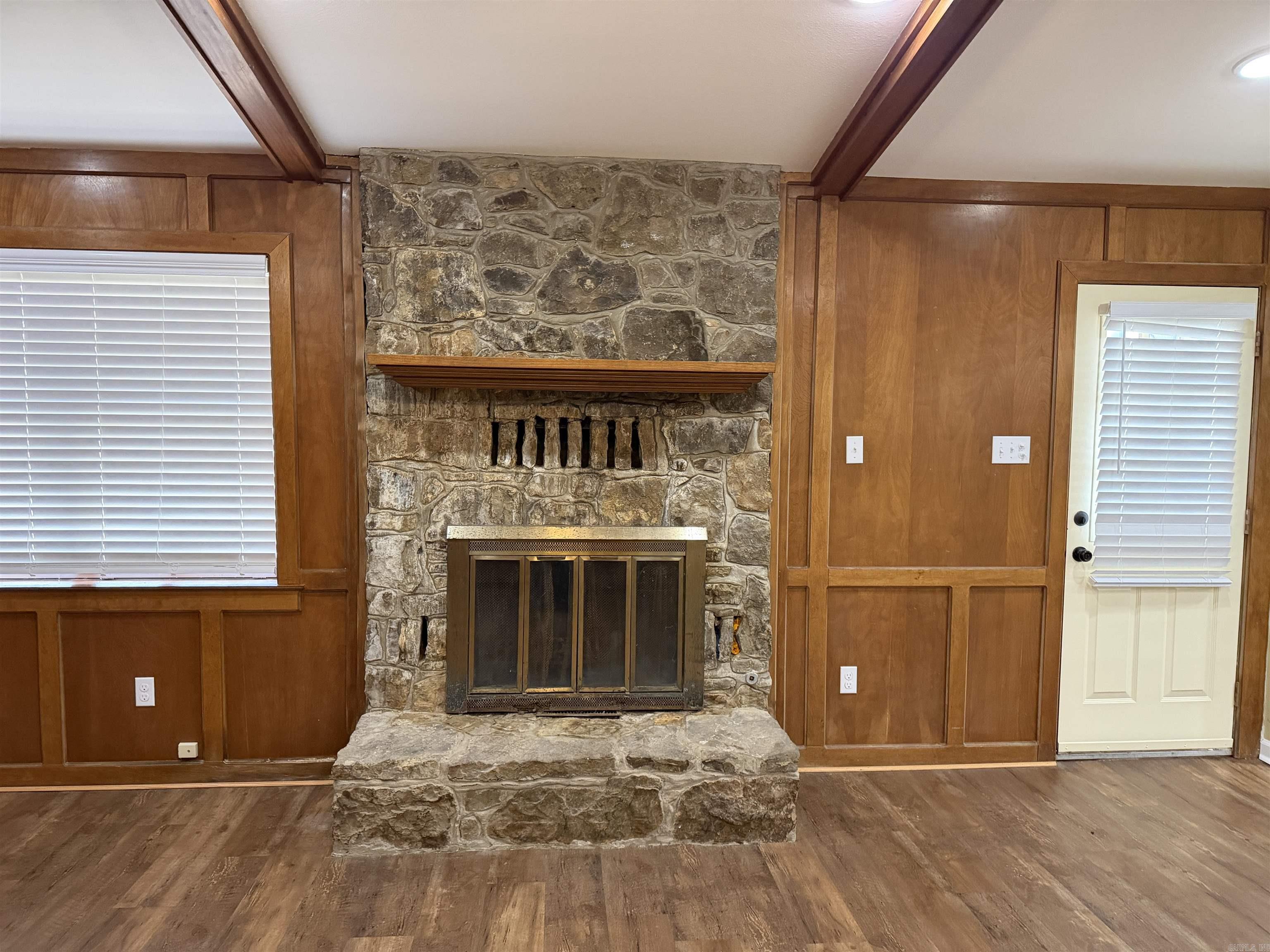 WINDSOR PLACE - Residential