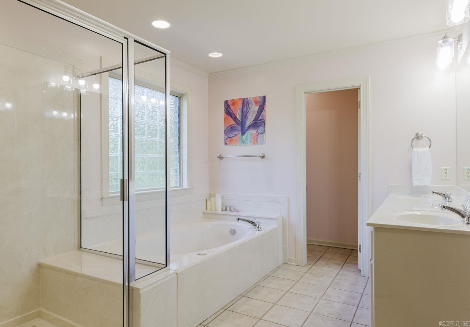 CHENAL VALLEY MARGEUAX - Residential