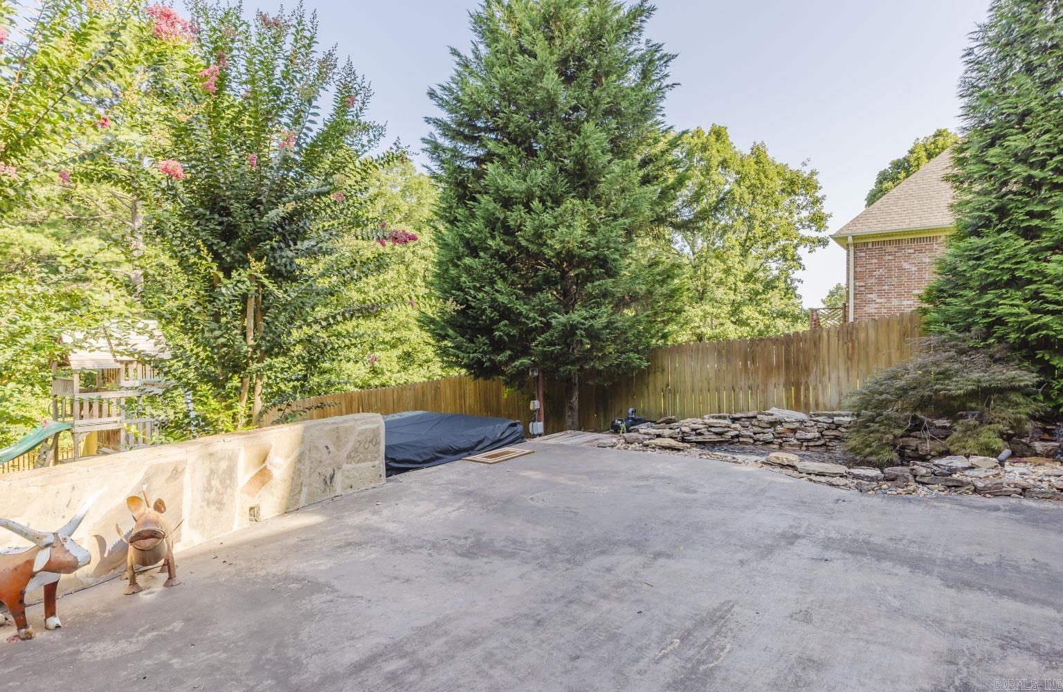 CHENAL VALLEY MARGEUAX - Residential