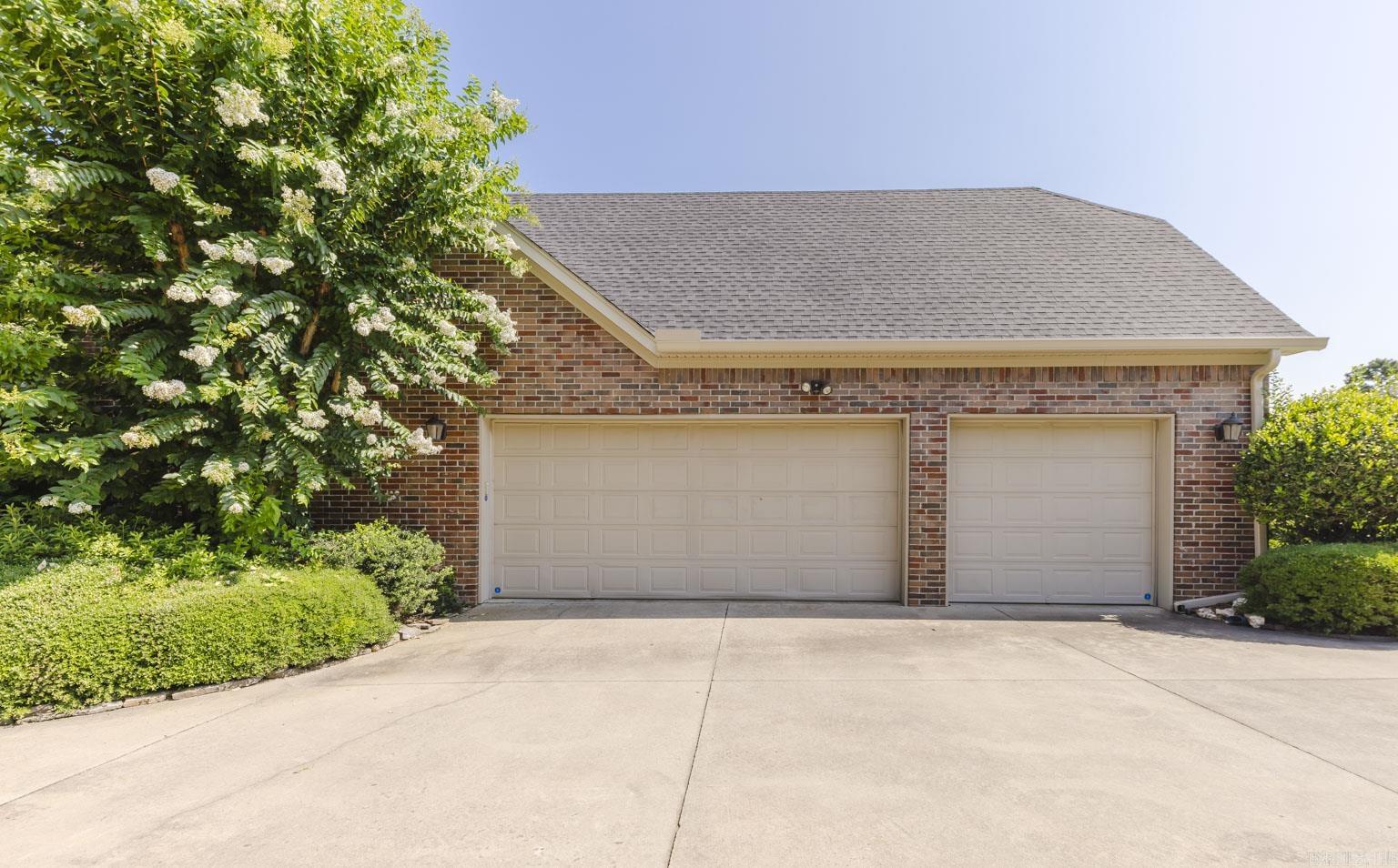 CHENAL VALLEY MARGEUAX - Residential