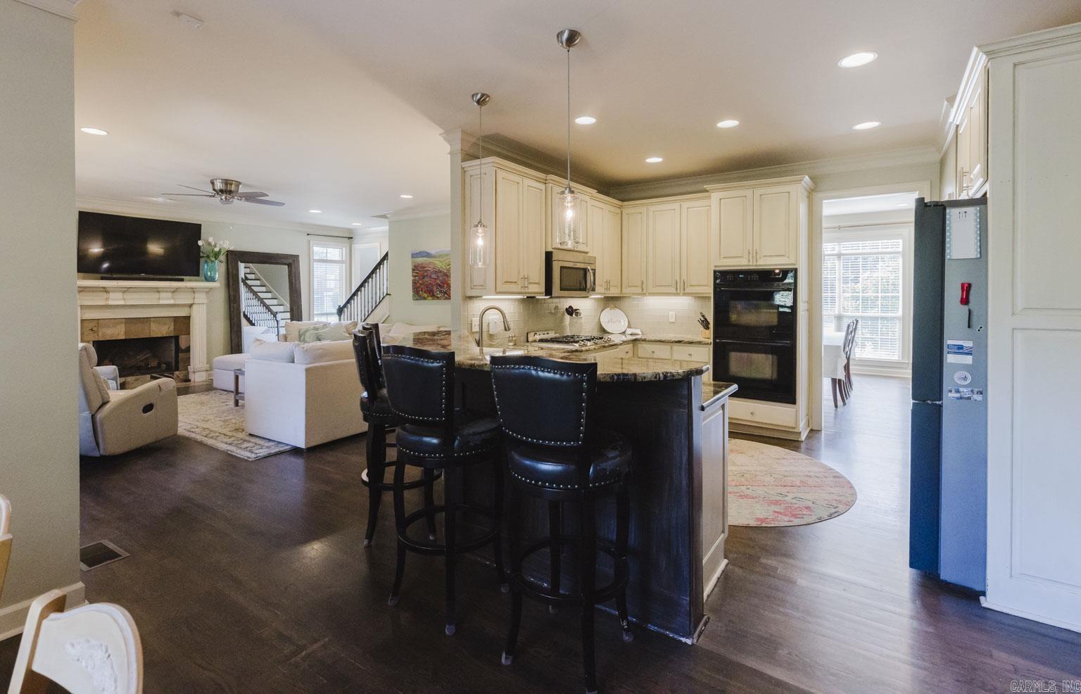 CHENAL VALLEY MARGEUAX - Residential