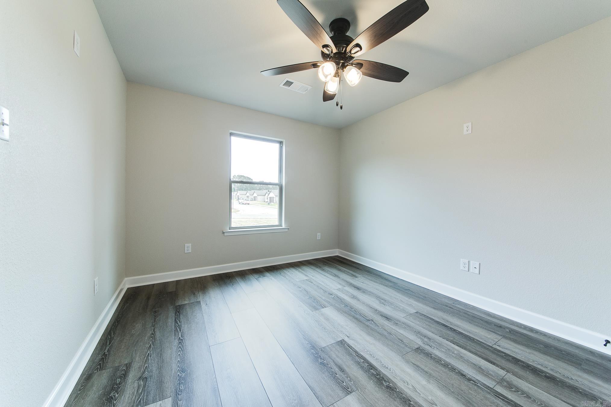 AUTUMN BROOKE - Residential