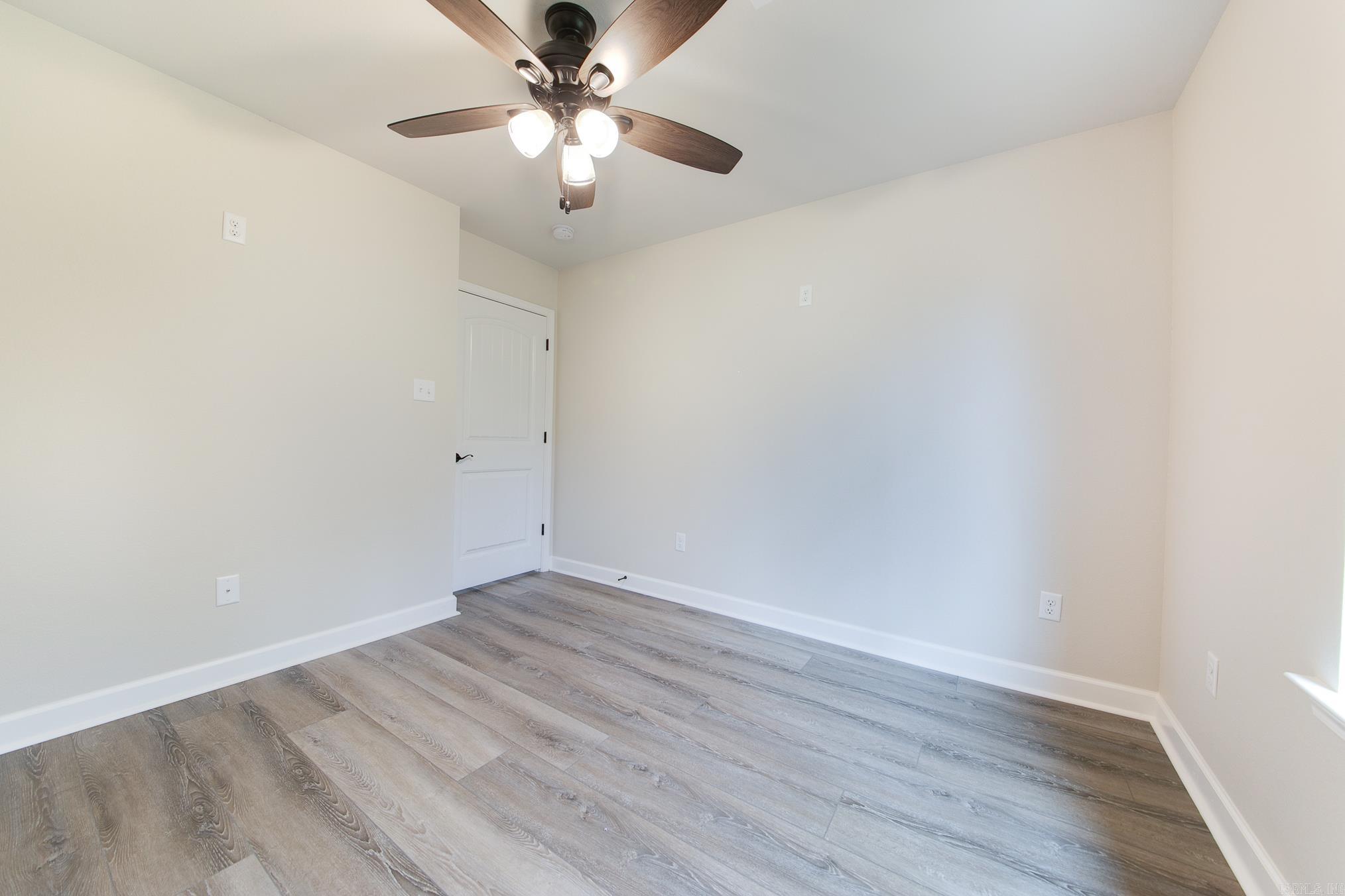 AUTUMN BROOKE - Residential