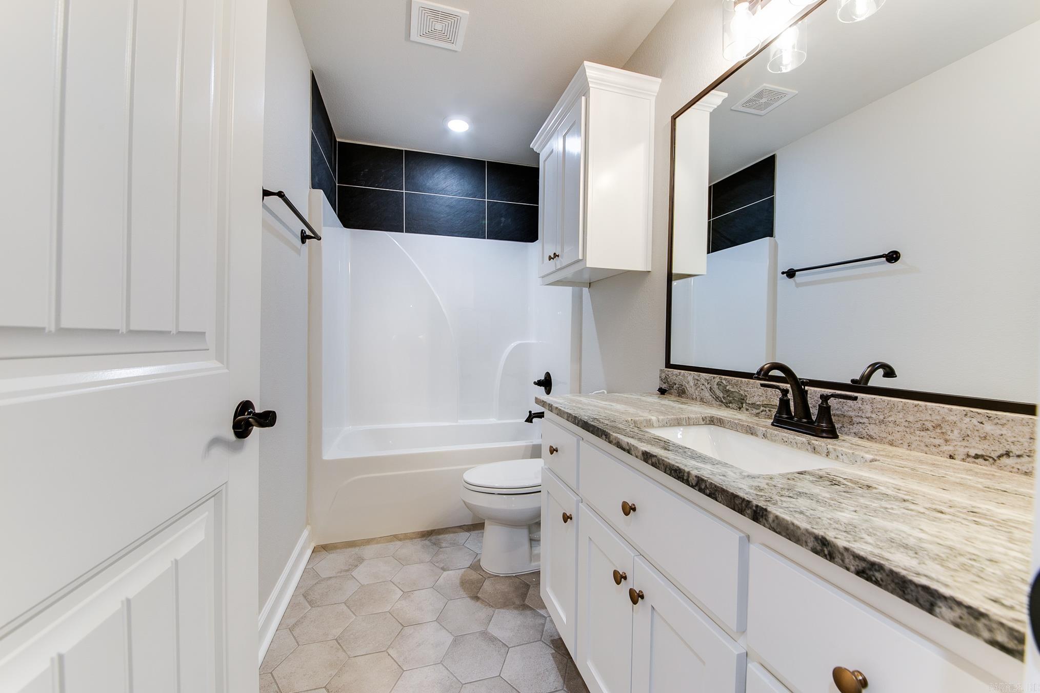 AUTUMN BROOKE - Residential