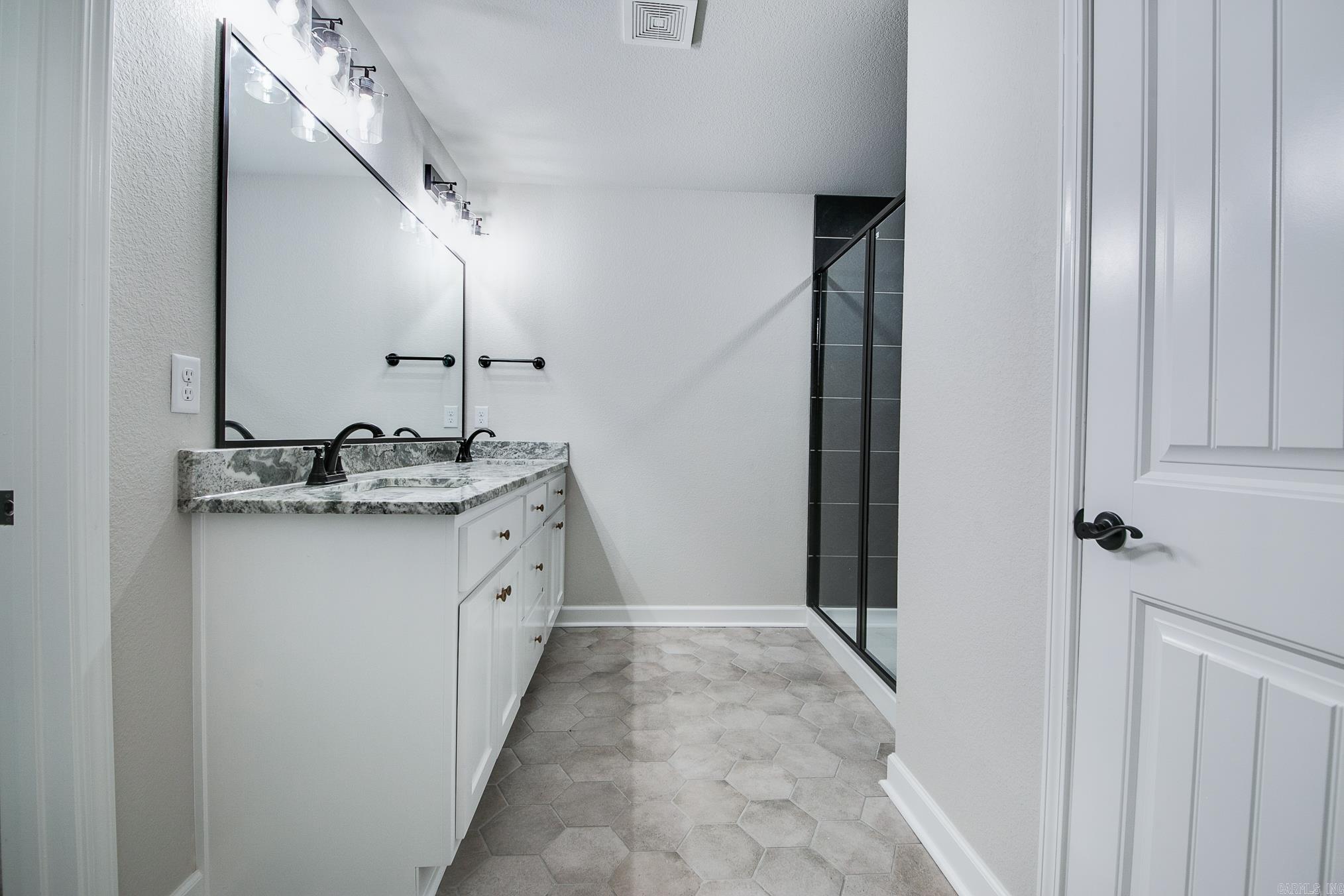 AUTUMN BROOKE - Residential