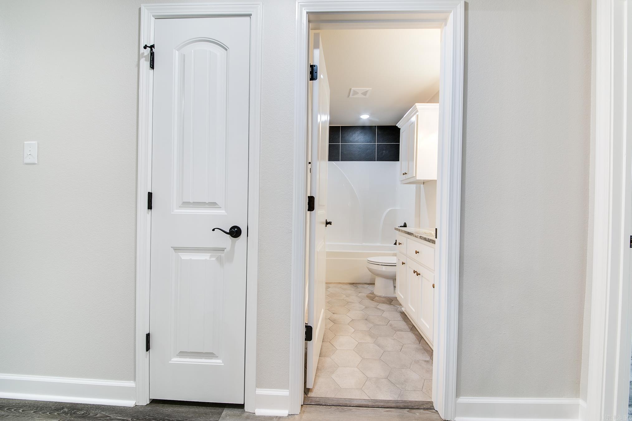 AUTUMN BROOKE - Residential