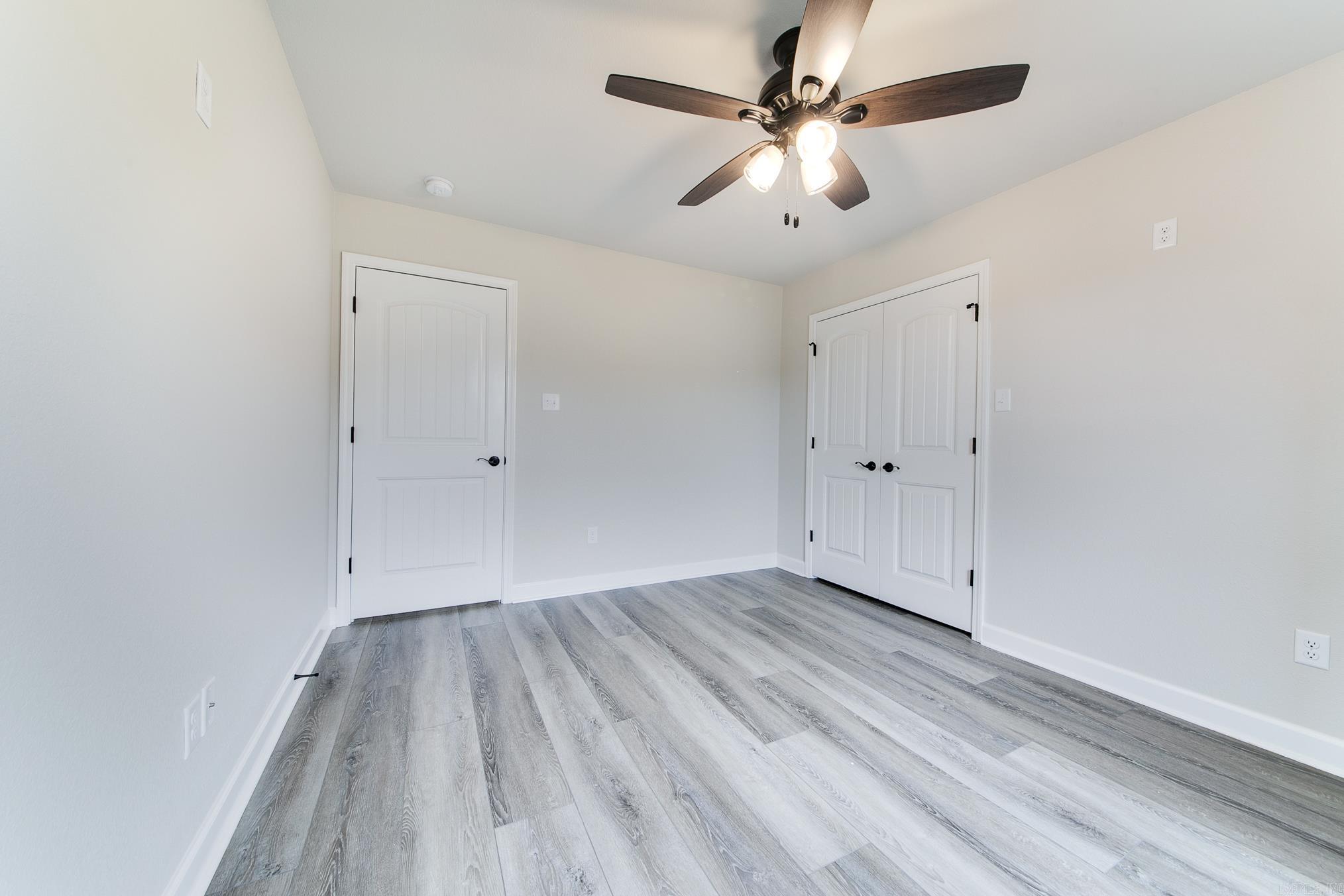 AUTUMN BROOKE - Residential