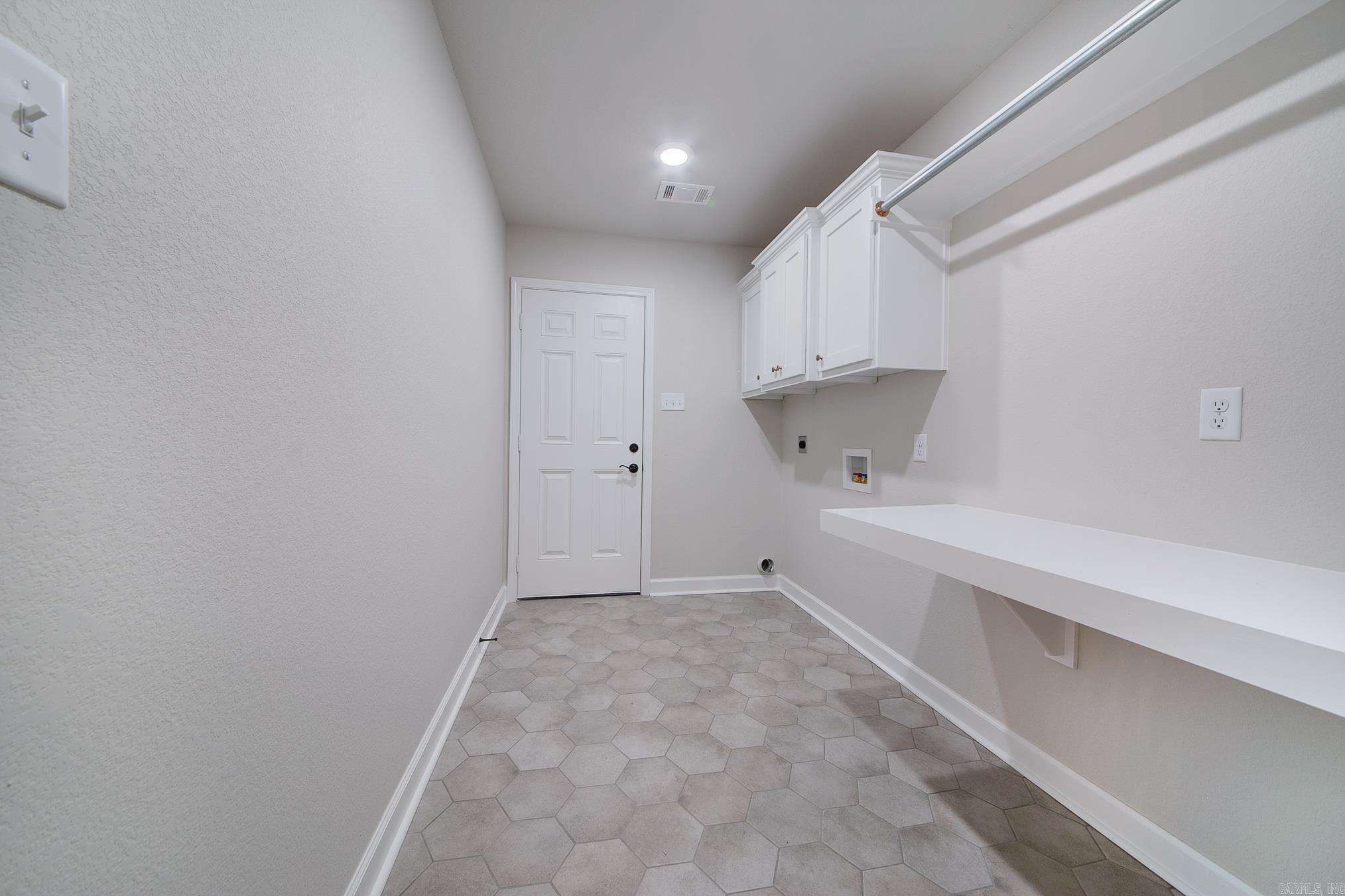 AUTUMN BROOKE - Residential