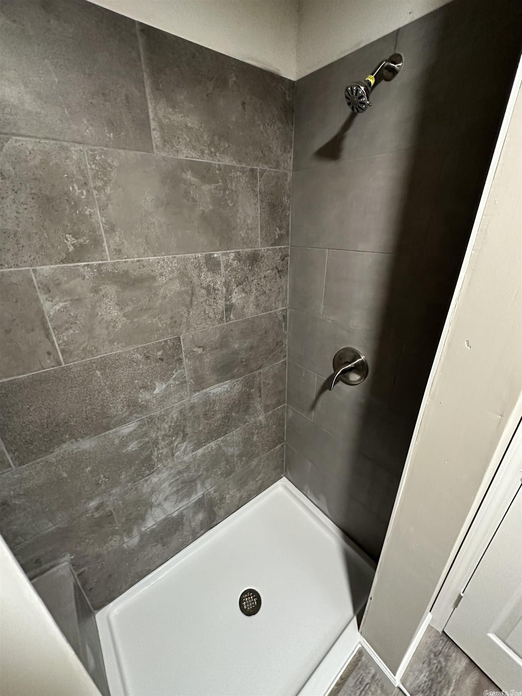 Tanglewood  Annex - Residential Lease