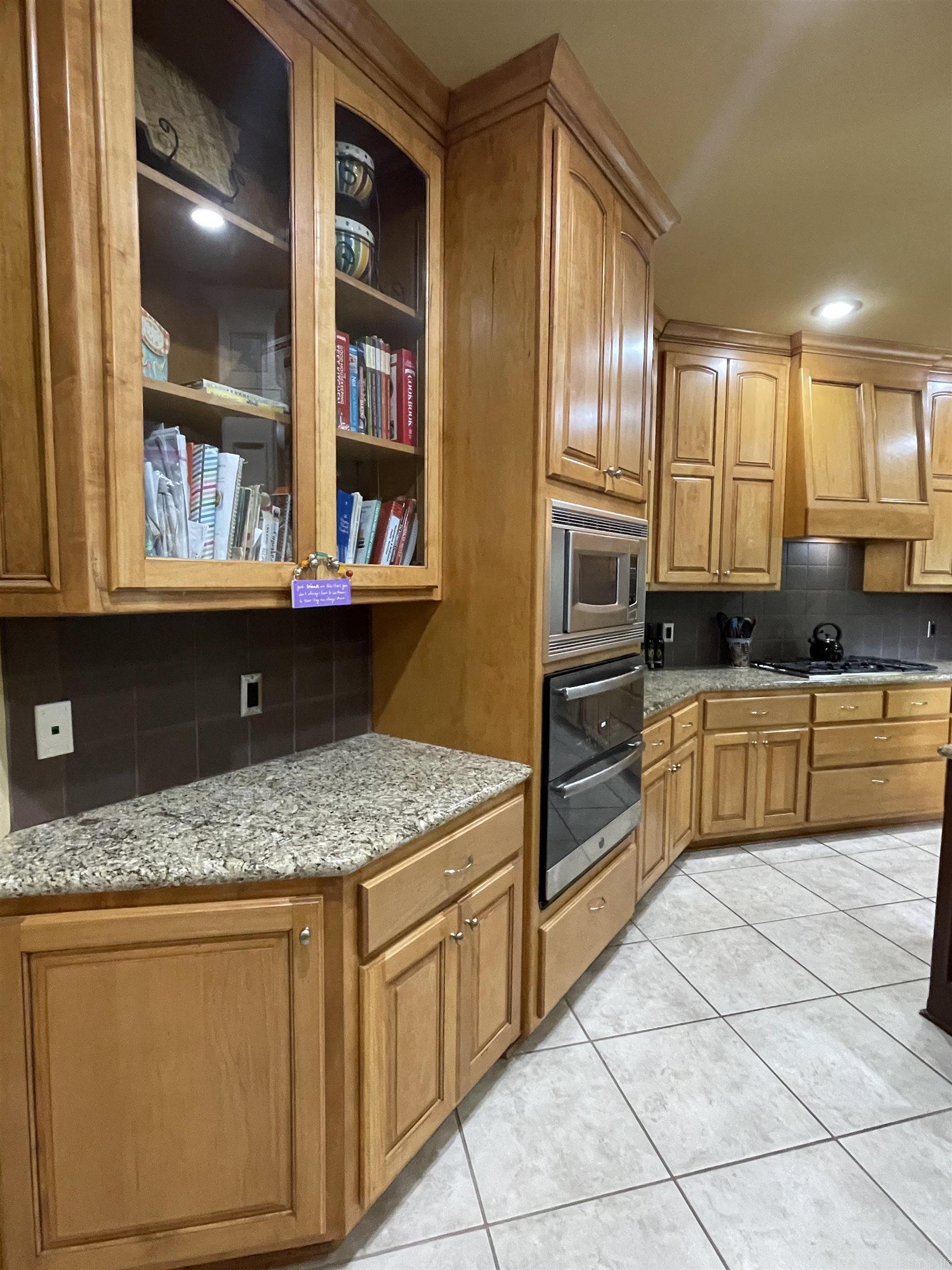 BROWNWOOD - Residential