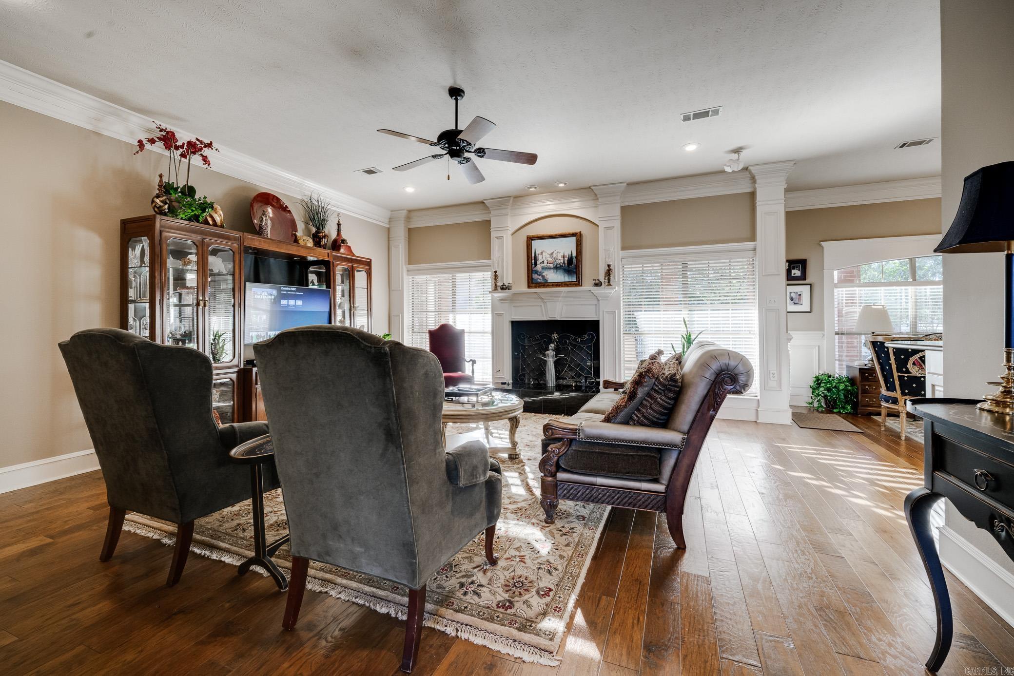 Royal Oaks - Residential