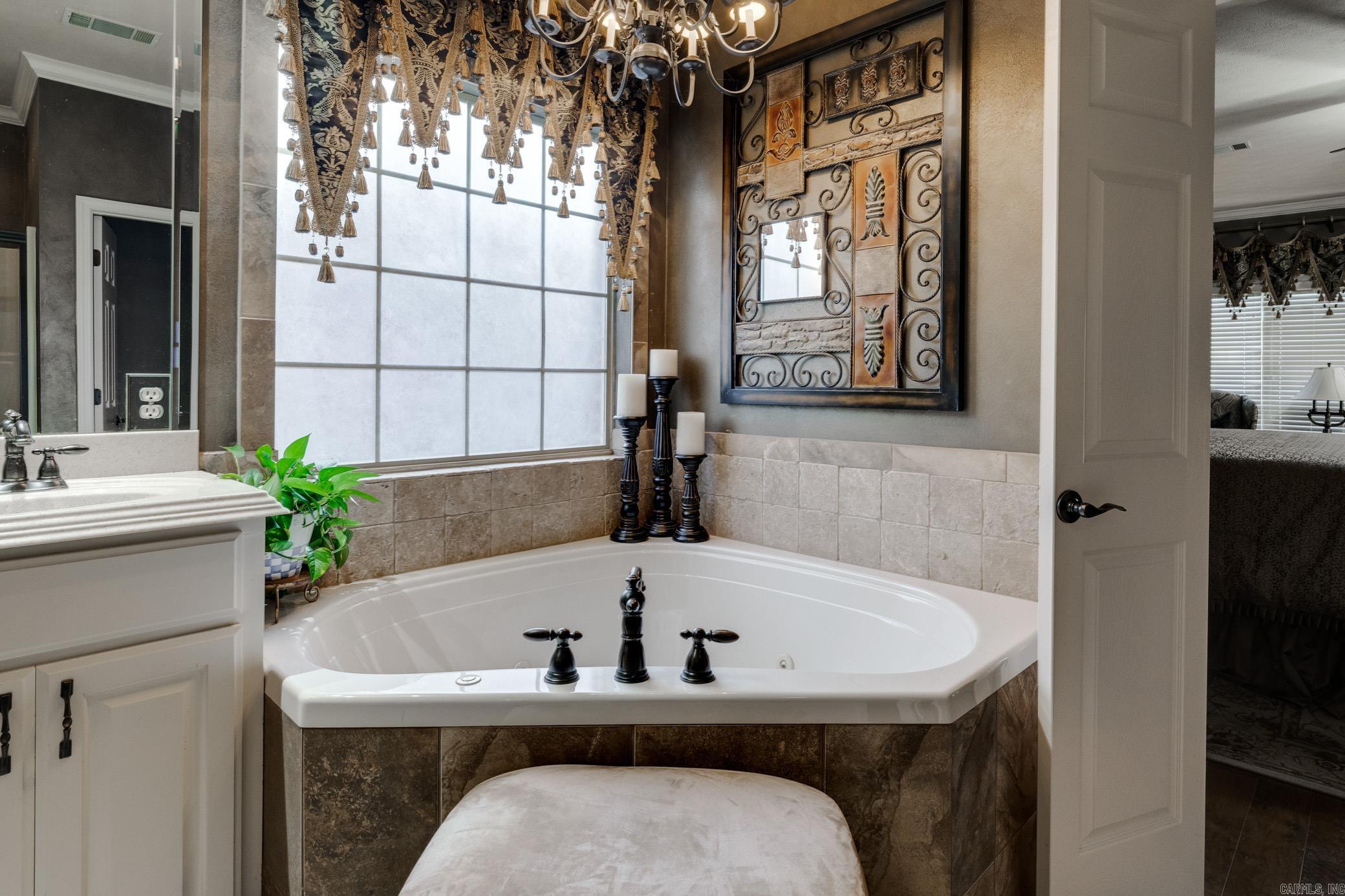 Royal Oaks - Residential