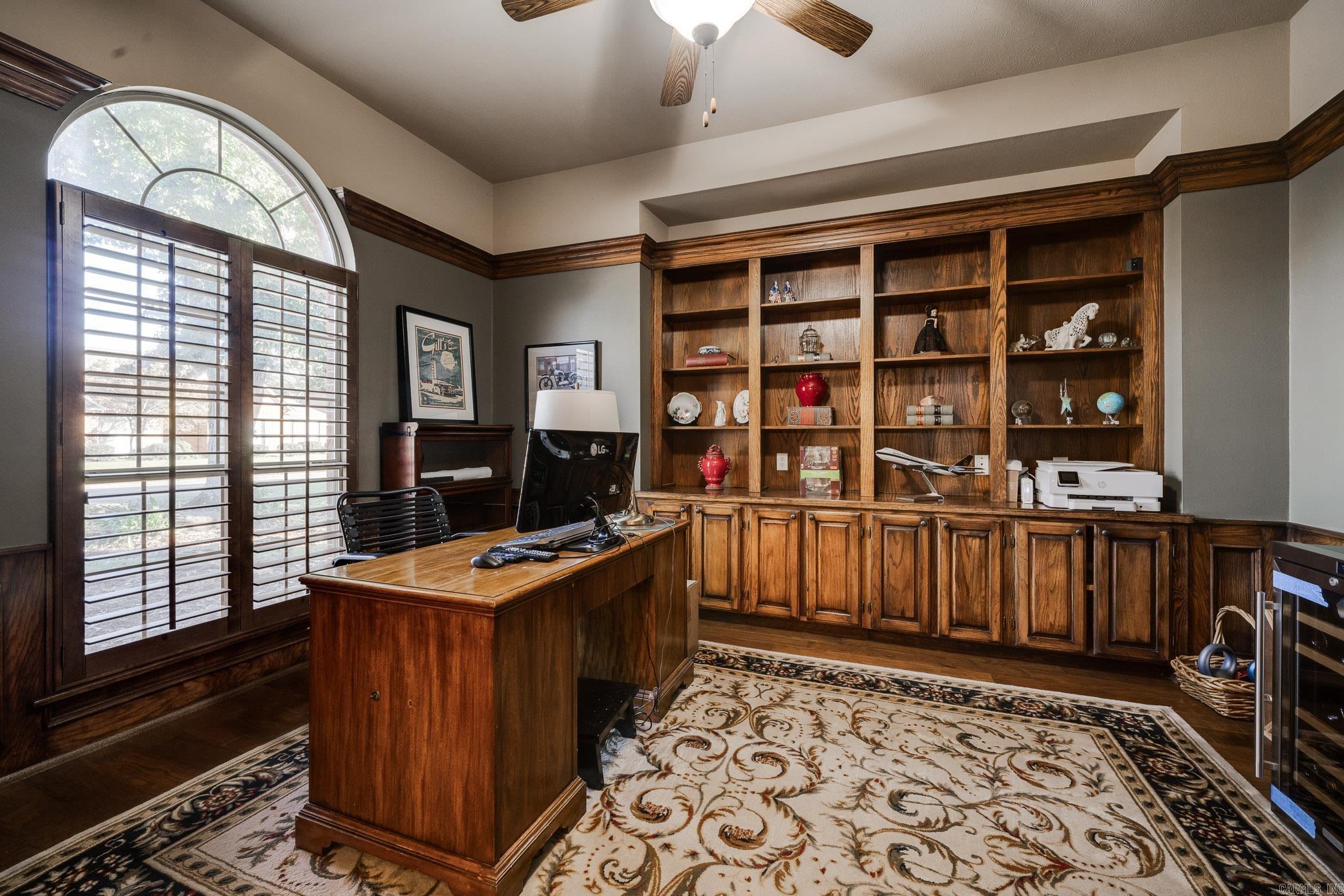 Royal Oaks - Residential