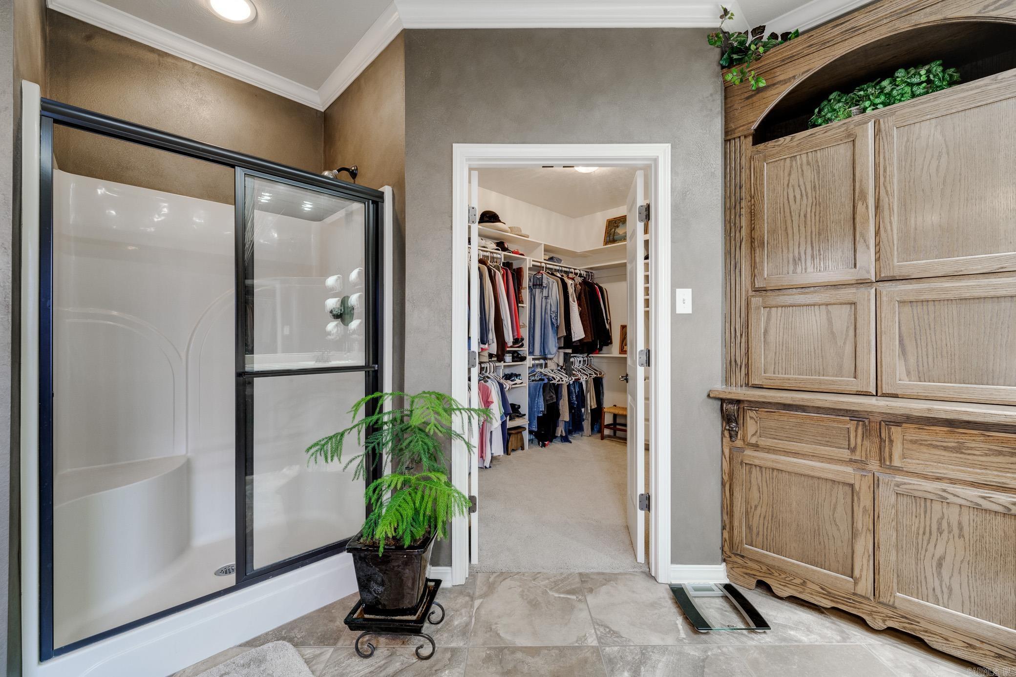 Royal Oaks - Residential