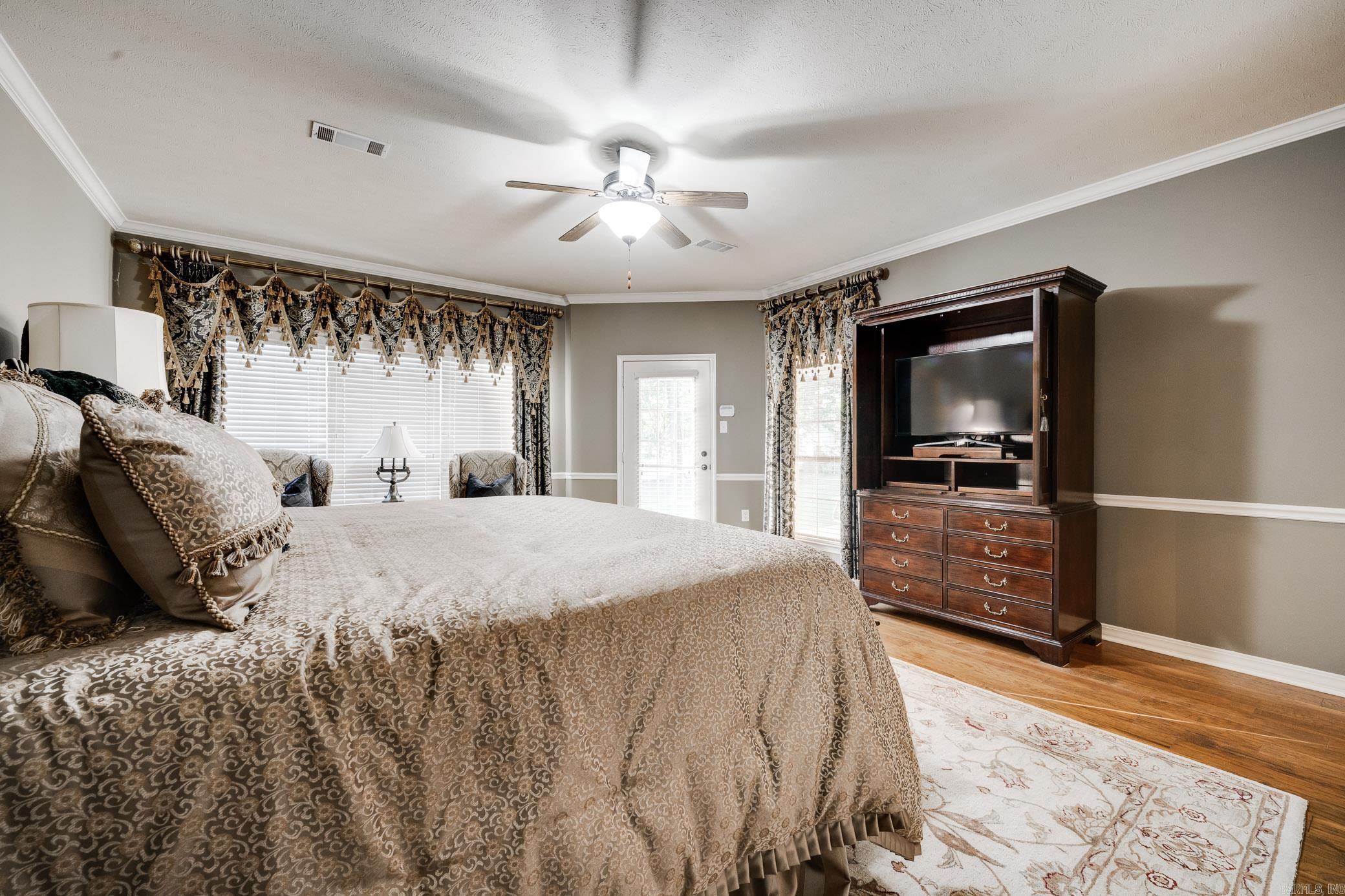 Royal Oaks - Residential