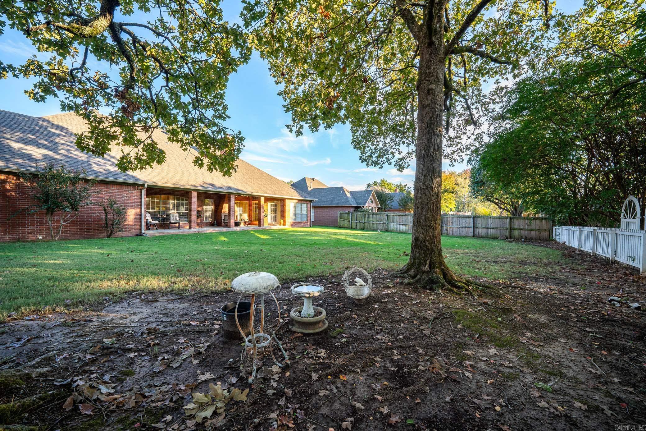 Royal Oaks - Residential