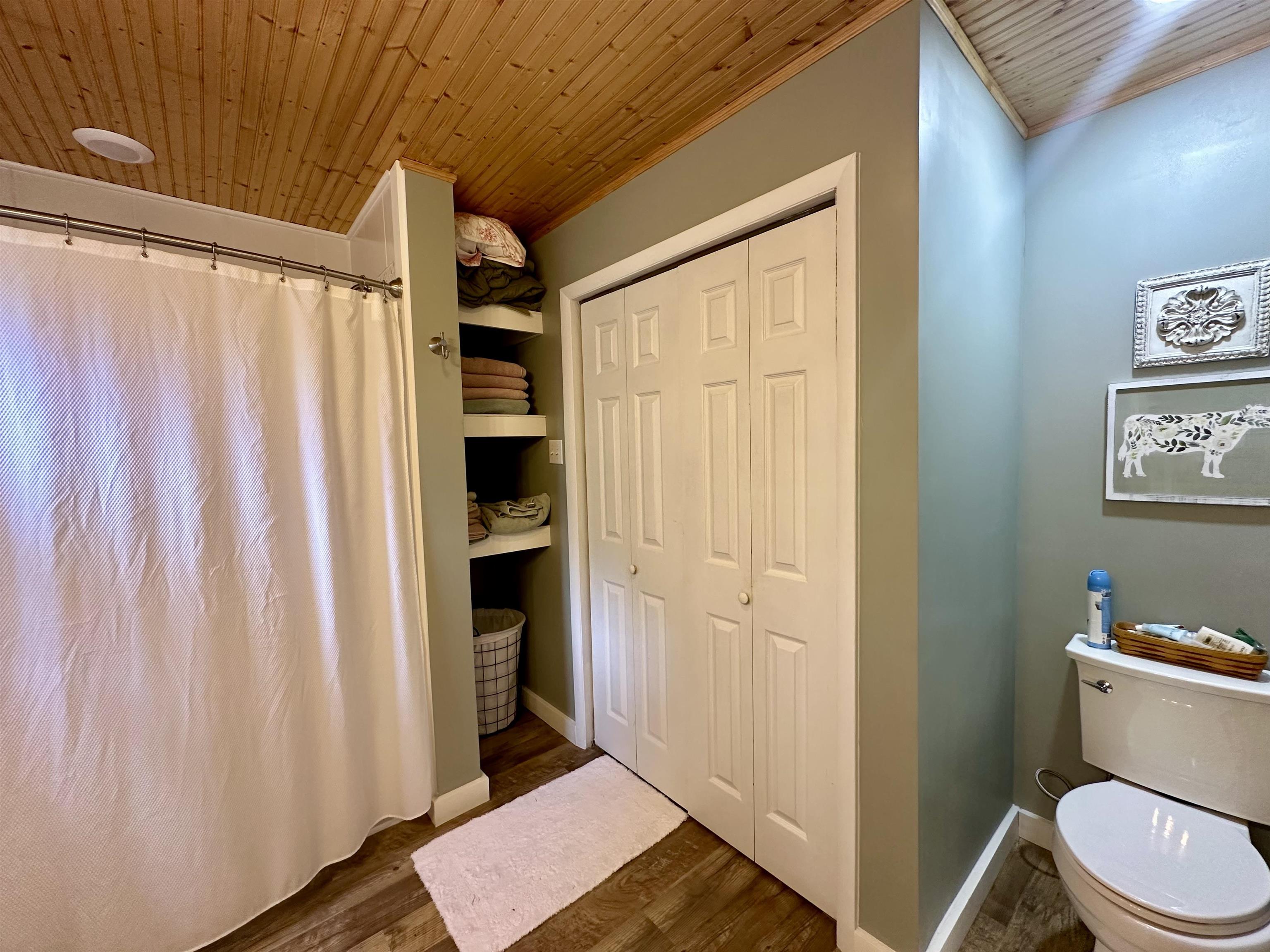 BLACK BEAR BLUFF - Residential