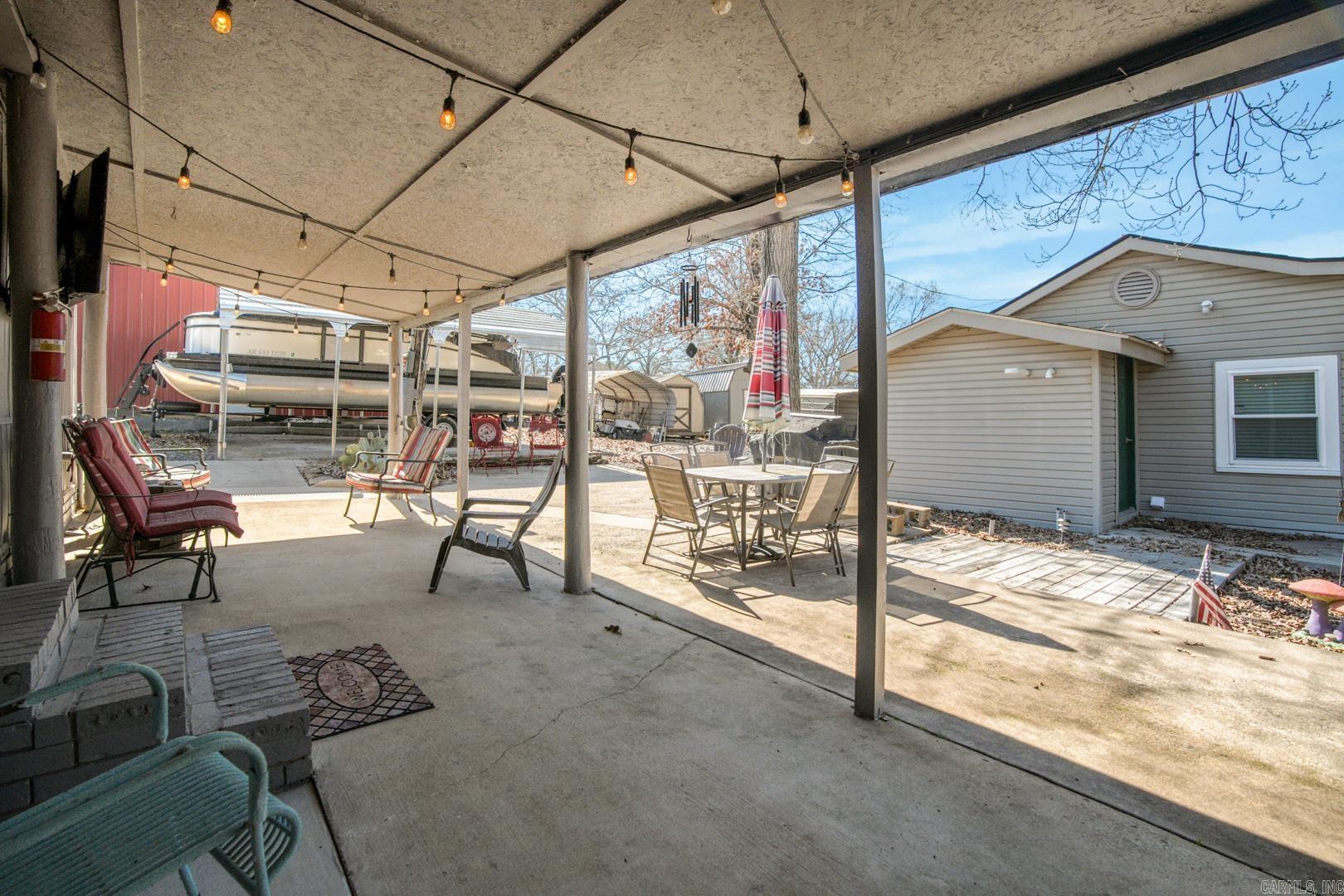 RIVERSIDE ADDITION - Residential