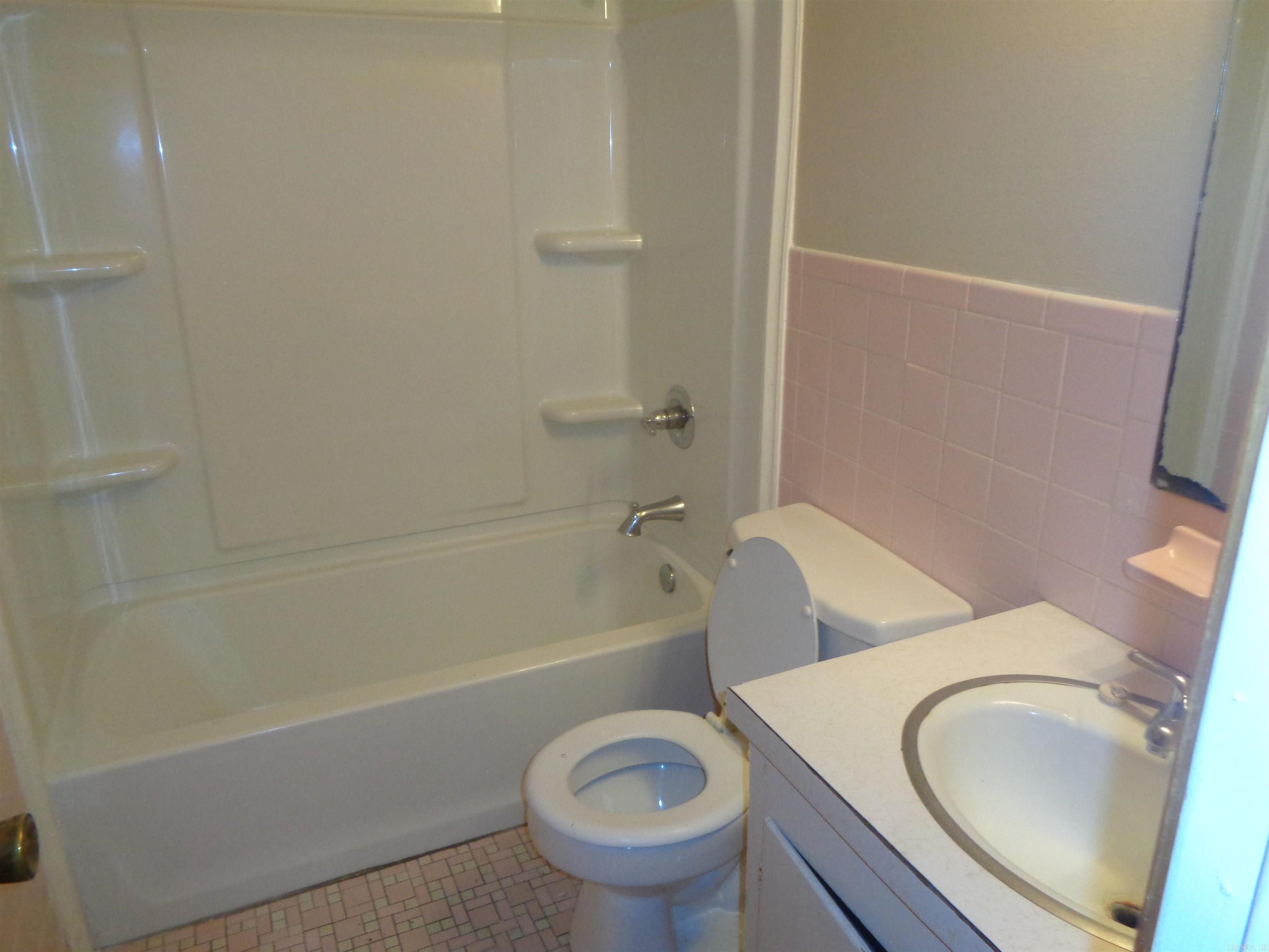 BARROW JOHN - Residential