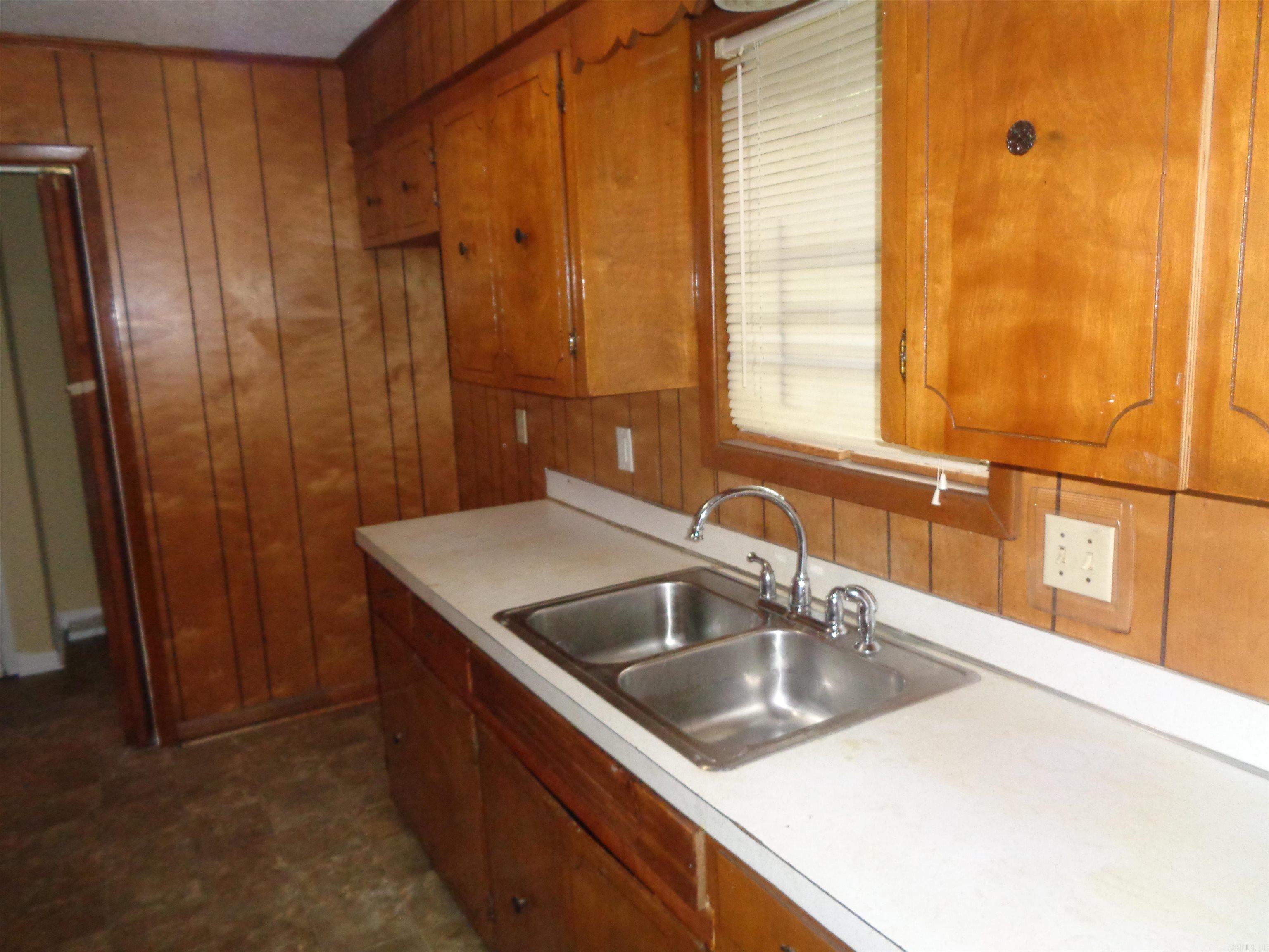 BARROW JOHN - Residential