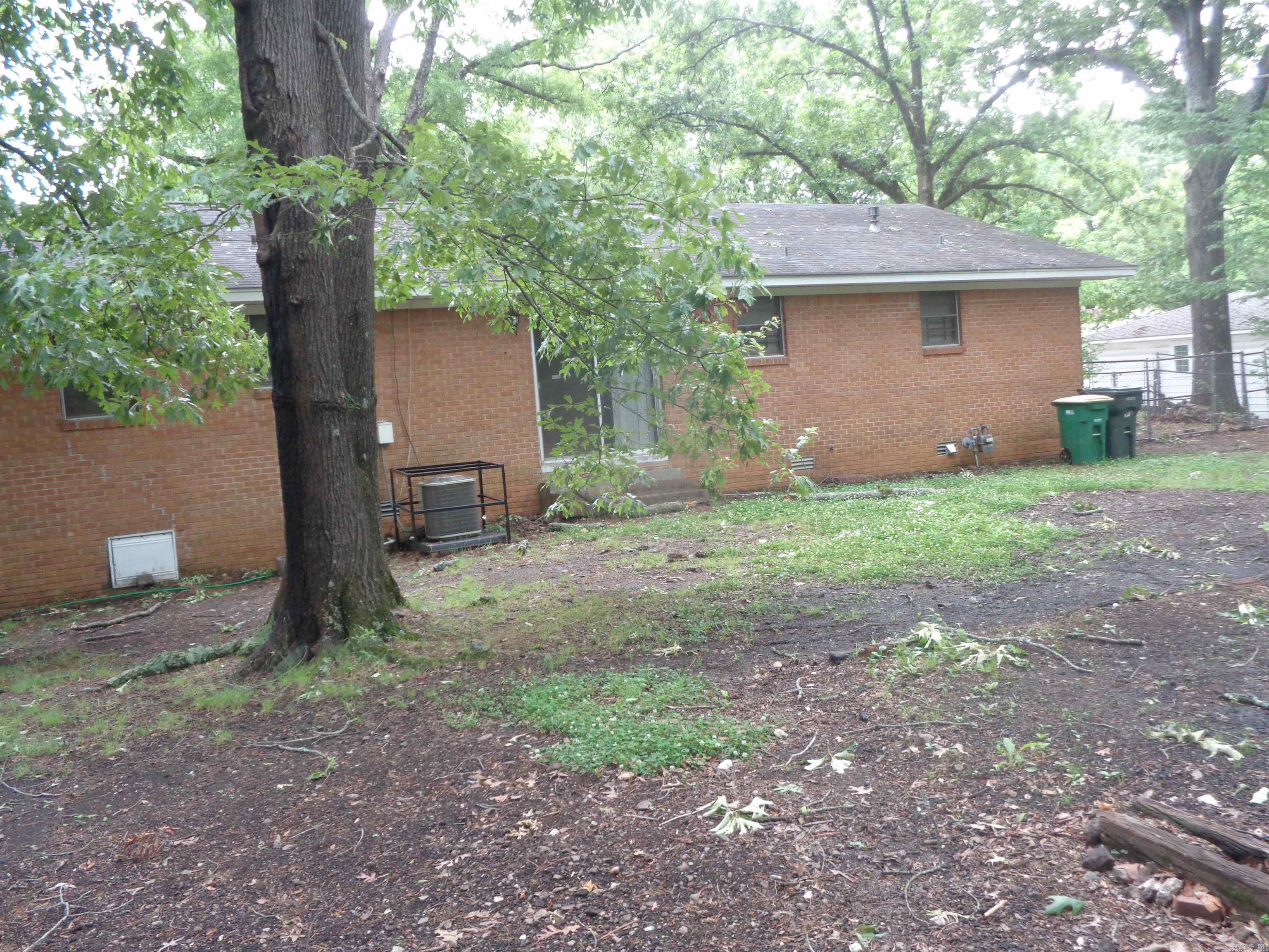 BARROW JOHN - Residential