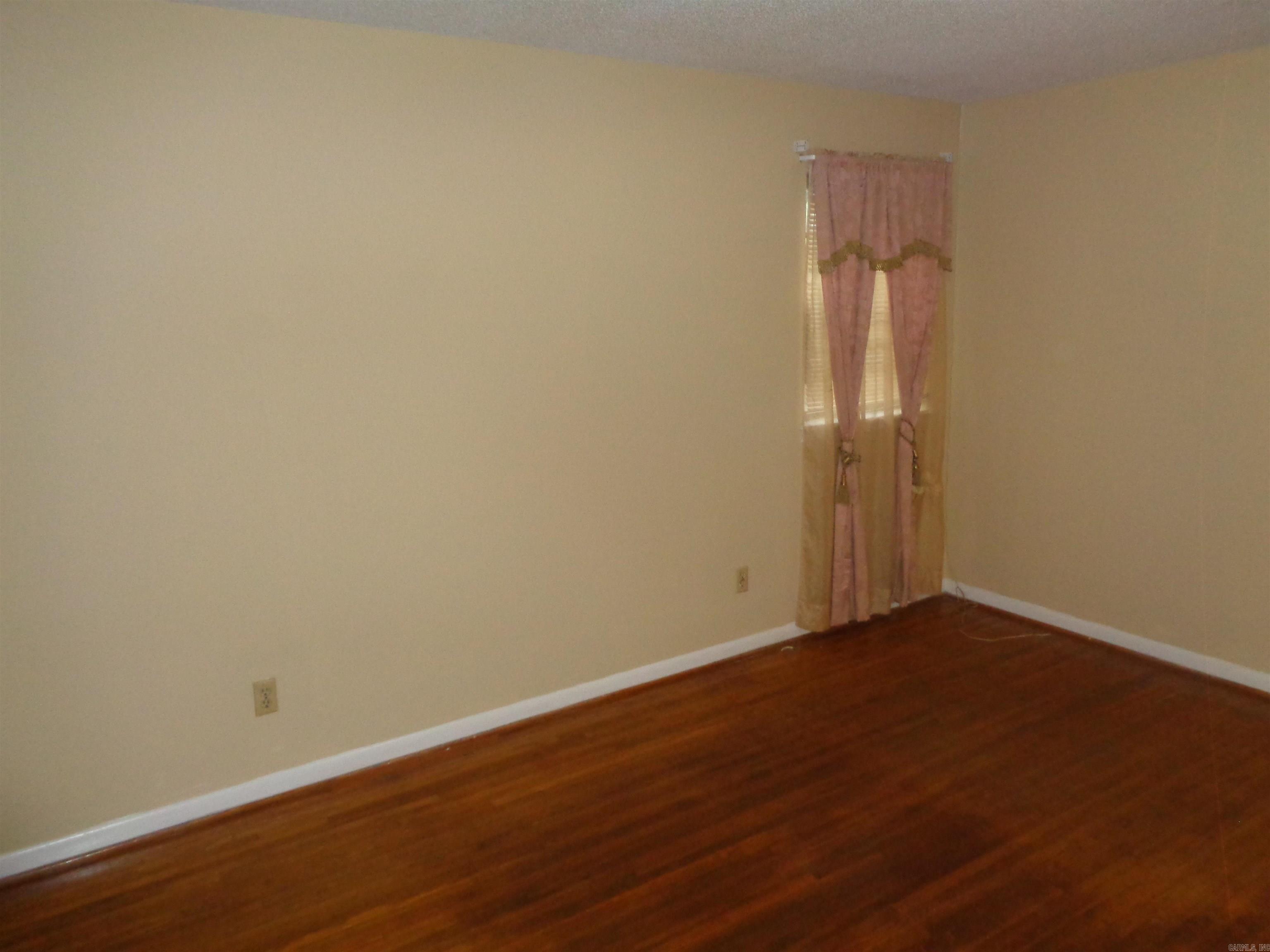 BARROW JOHN - Residential