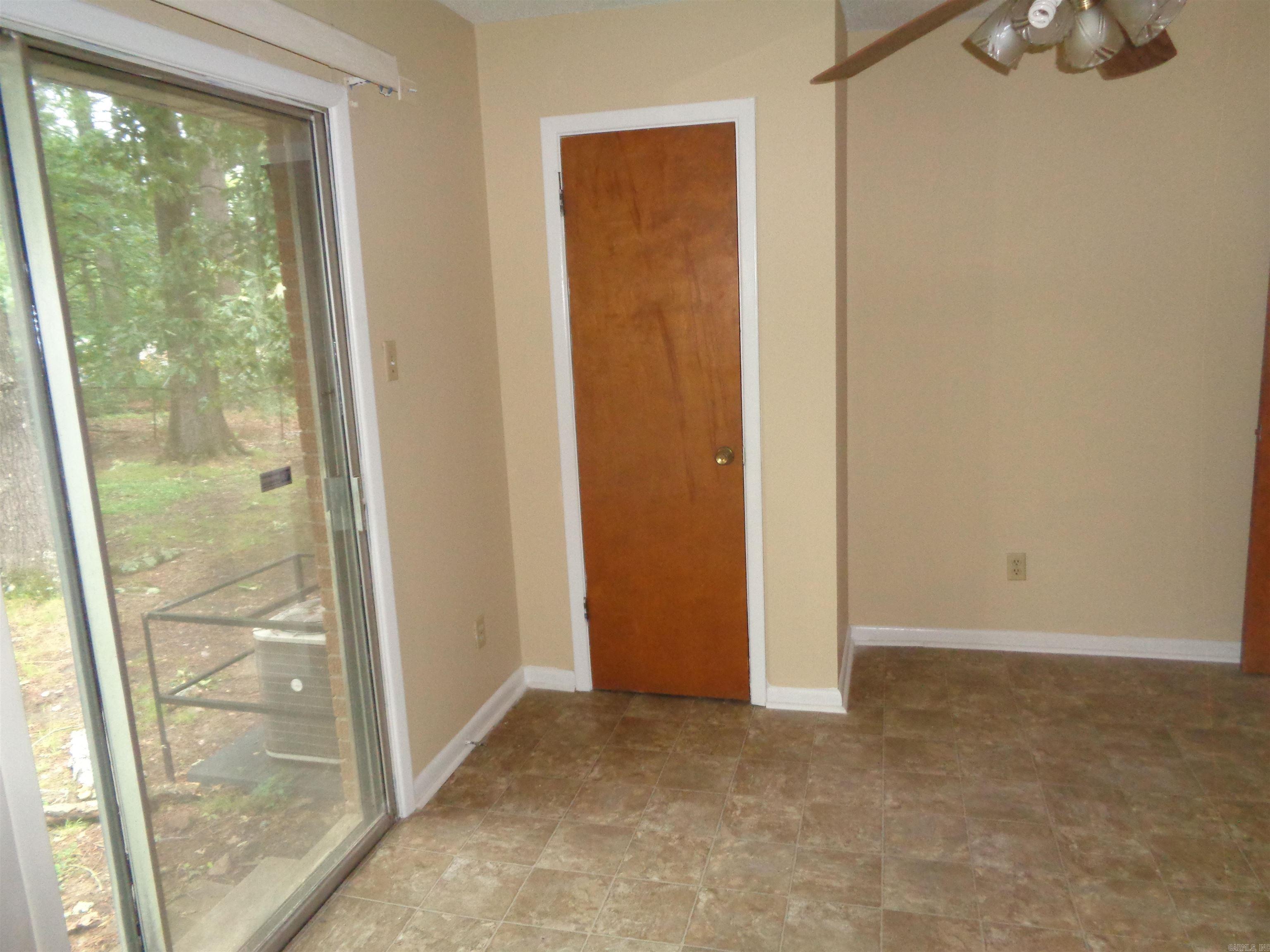 BARROW JOHN - Residential