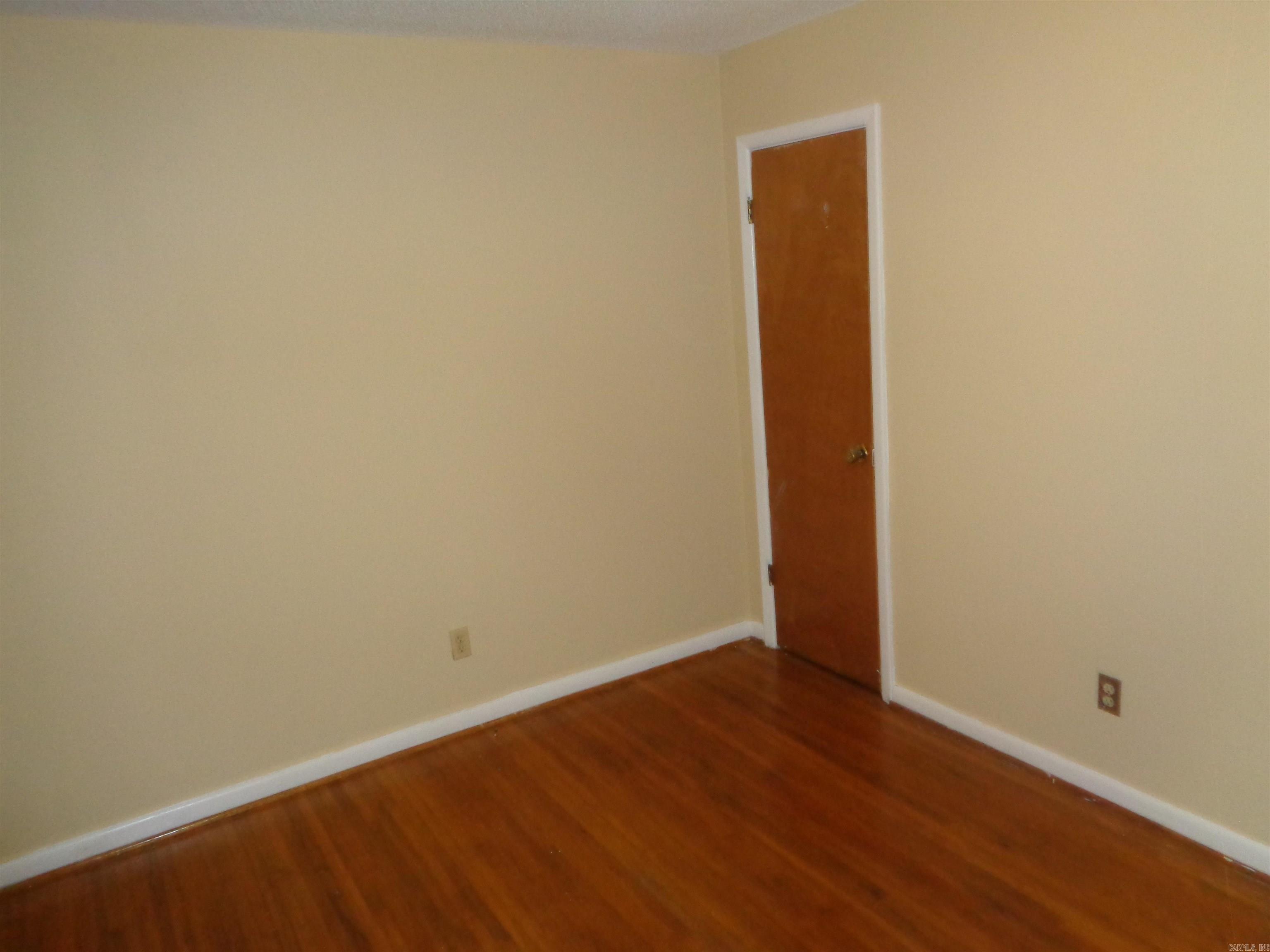 BARROW JOHN - Residential