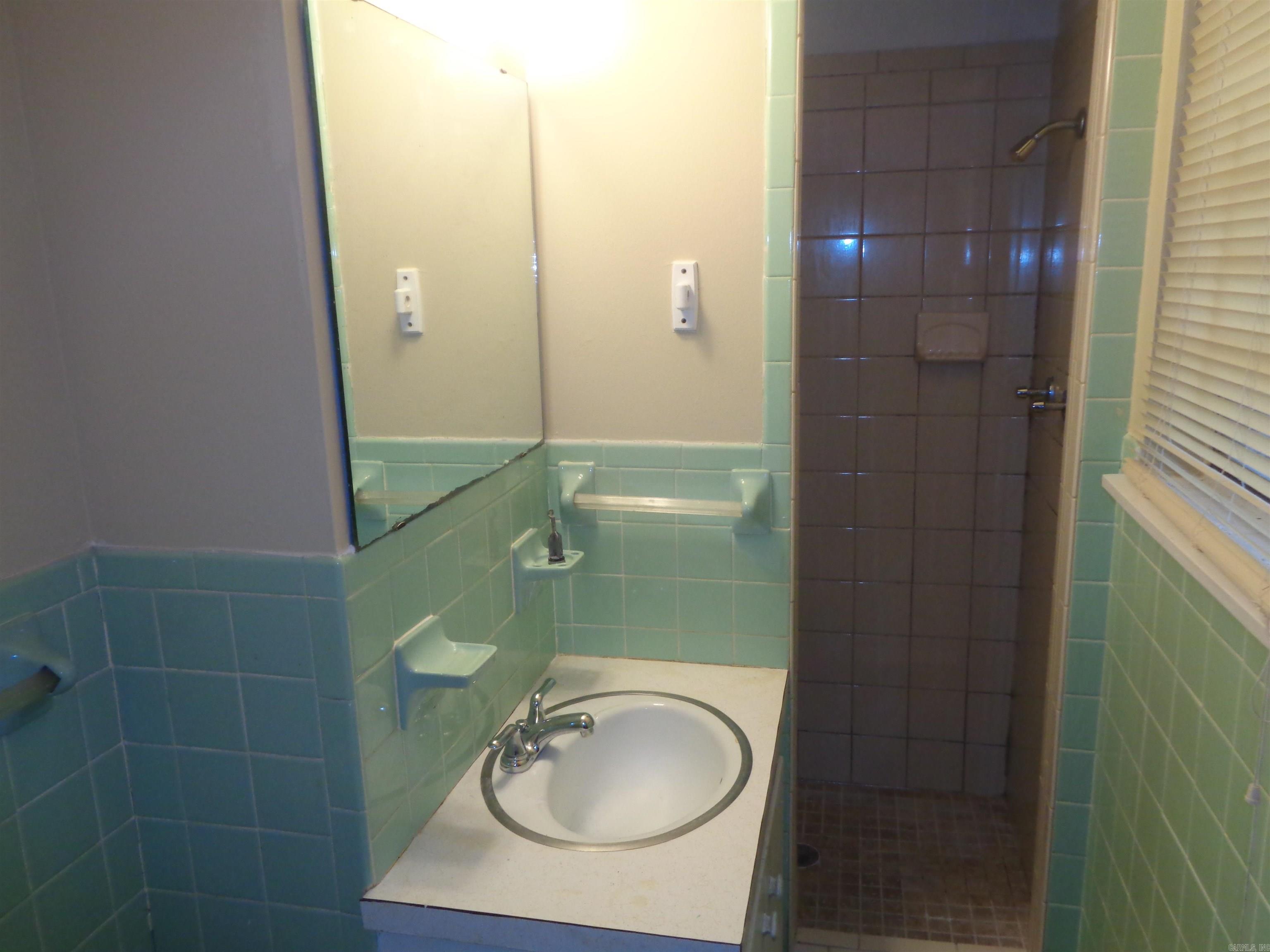 BARROW JOHN - Residential