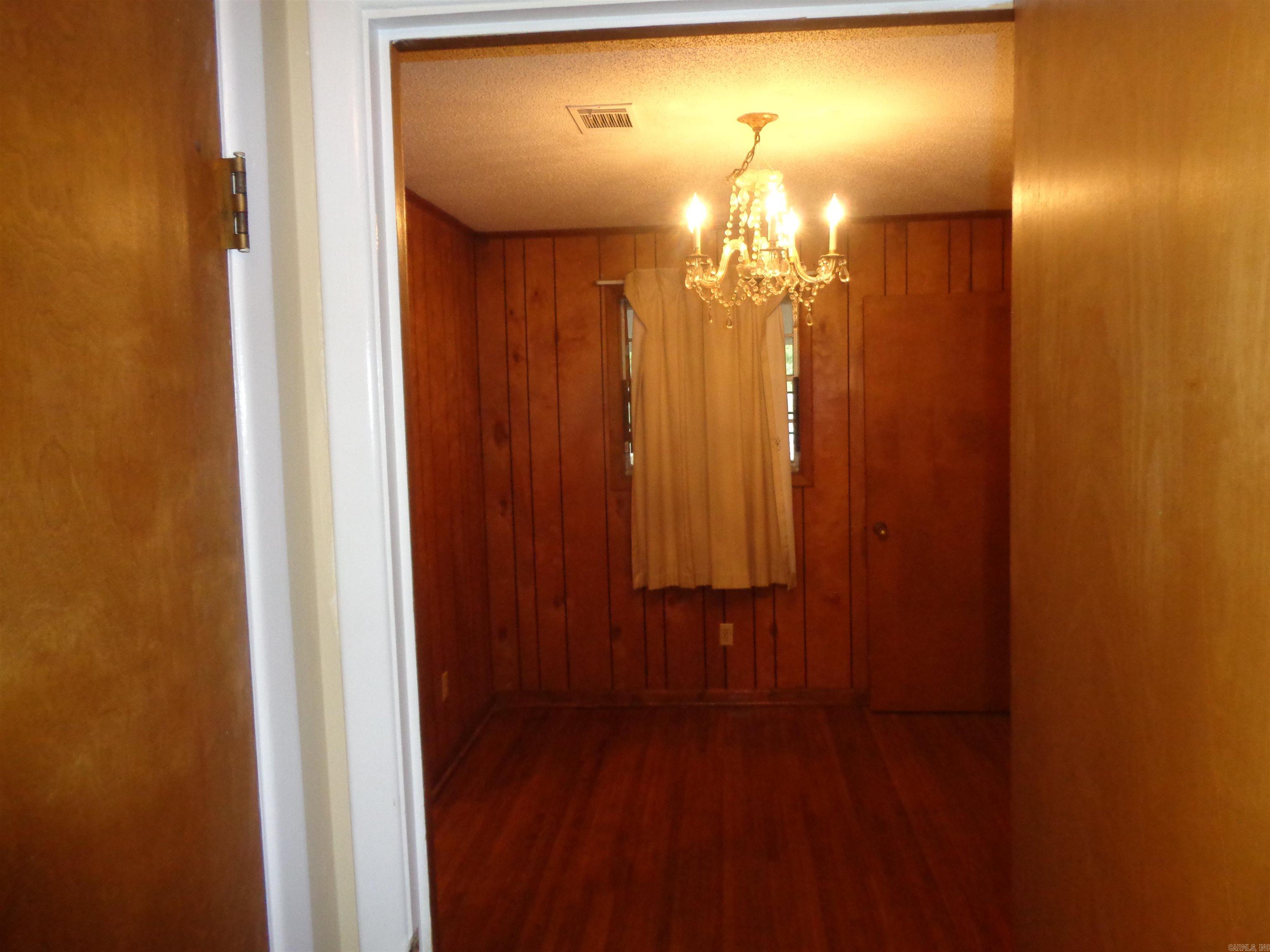 BARROW JOHN - Residential