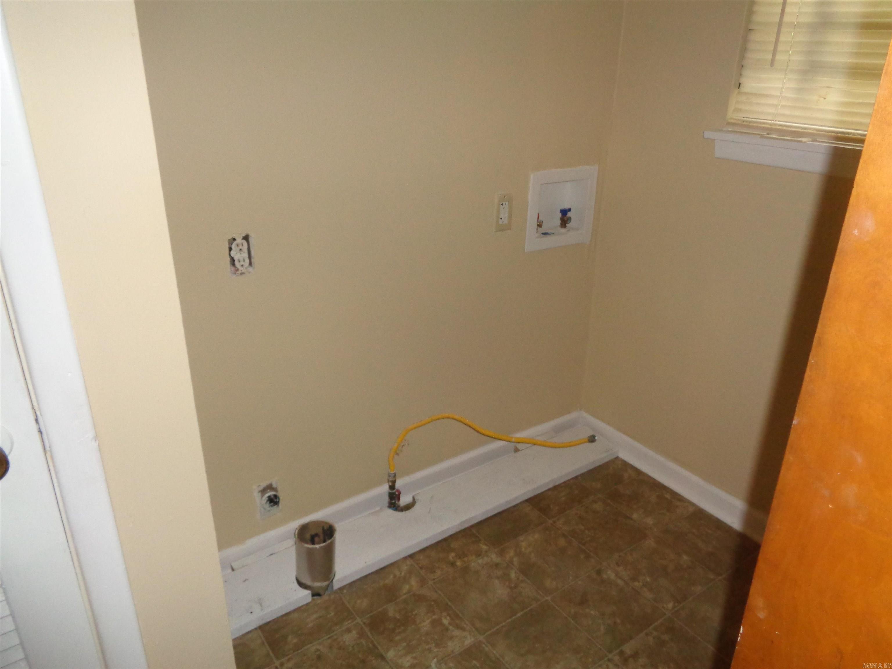 BARROW JOHN - Residential