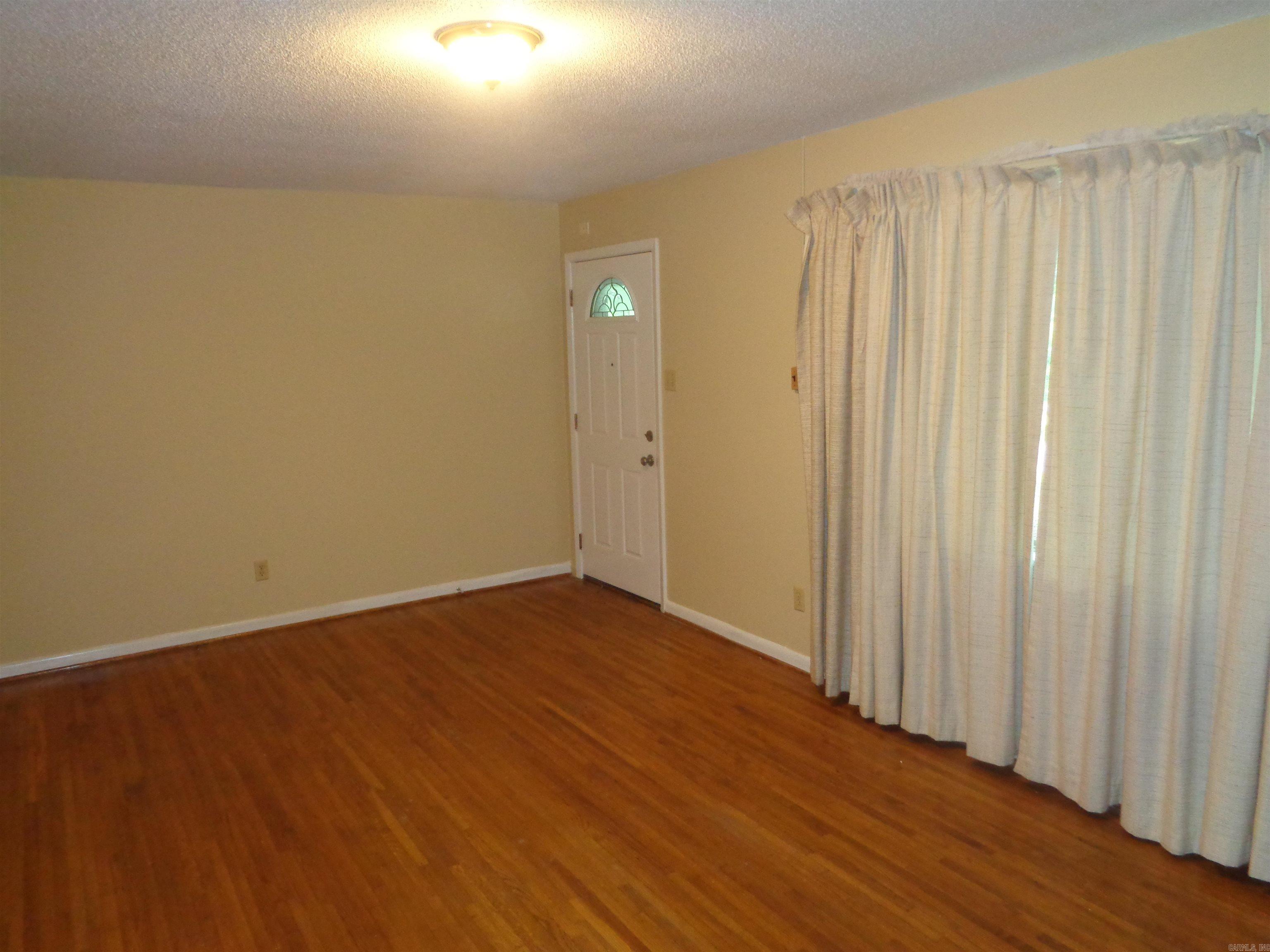 BARROW JOHN - Residential