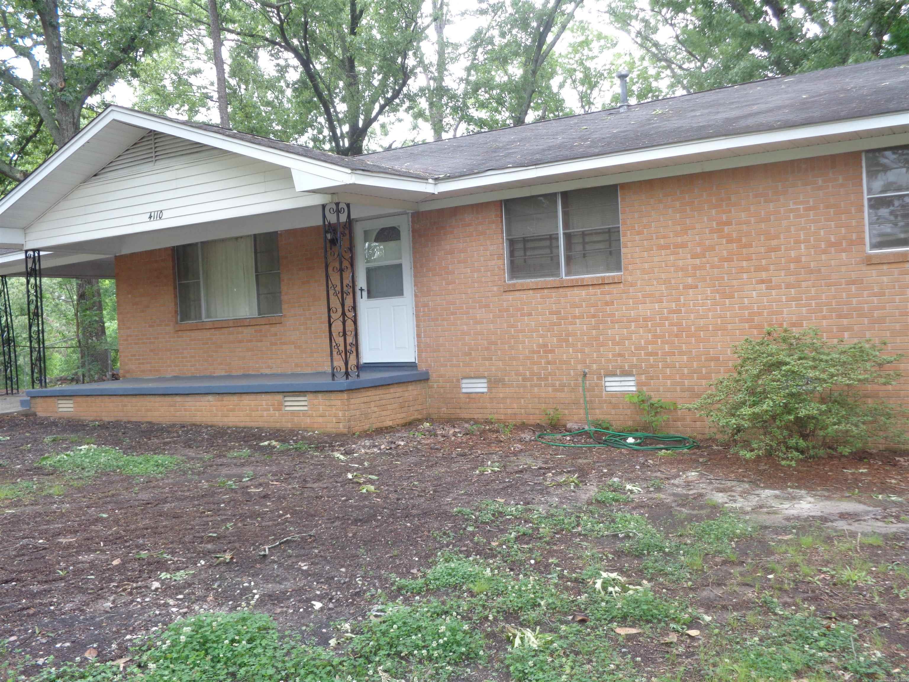 BARROW JOHN - Residential