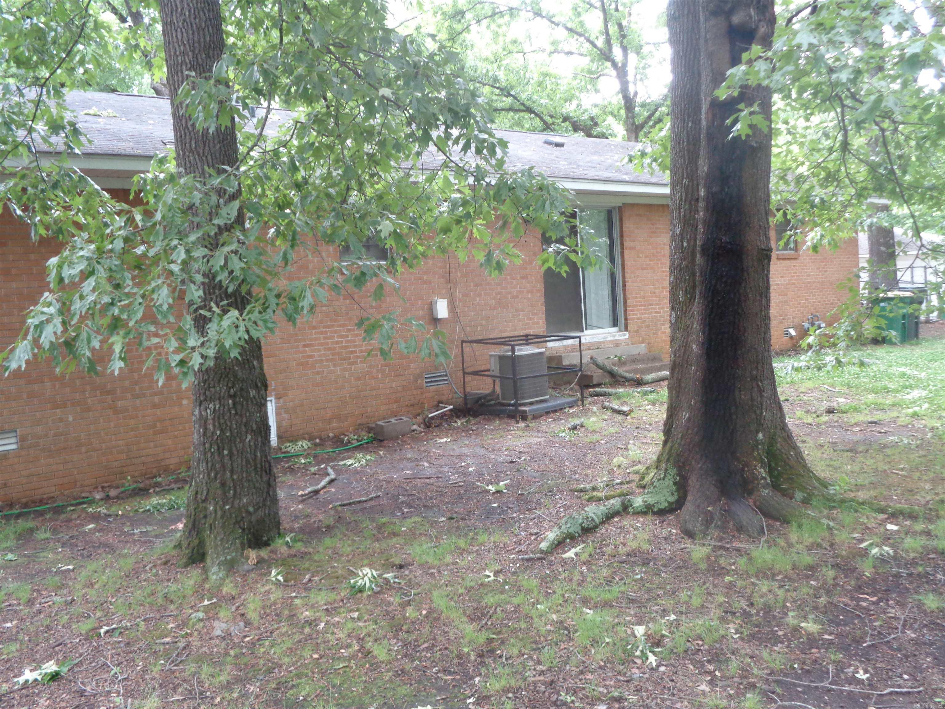 BARROW JOHN - Residential