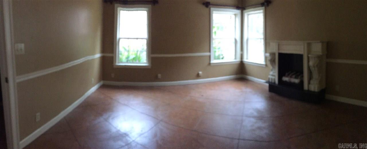 Twelve Oaks - Residential Lease