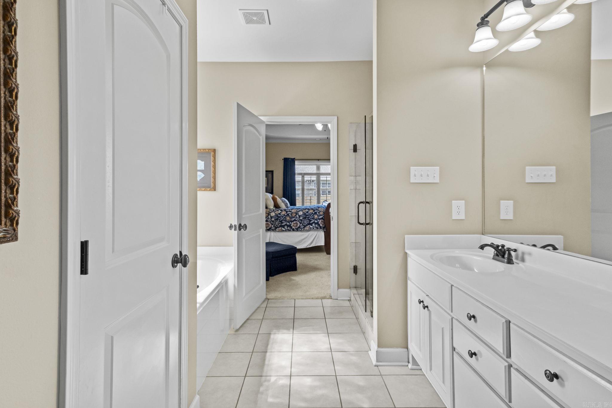 MILLERS CROSSING - Residential