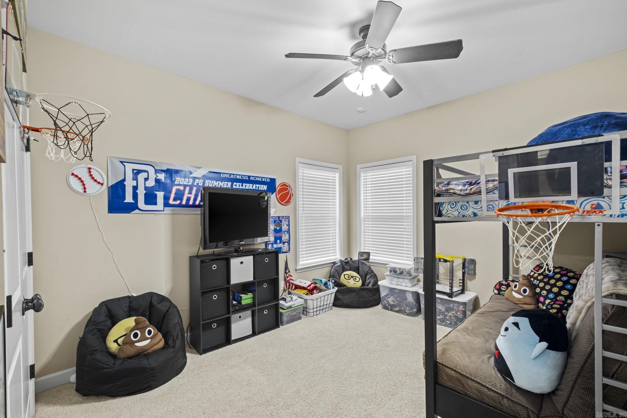 MILLERS CROSSING - Residential