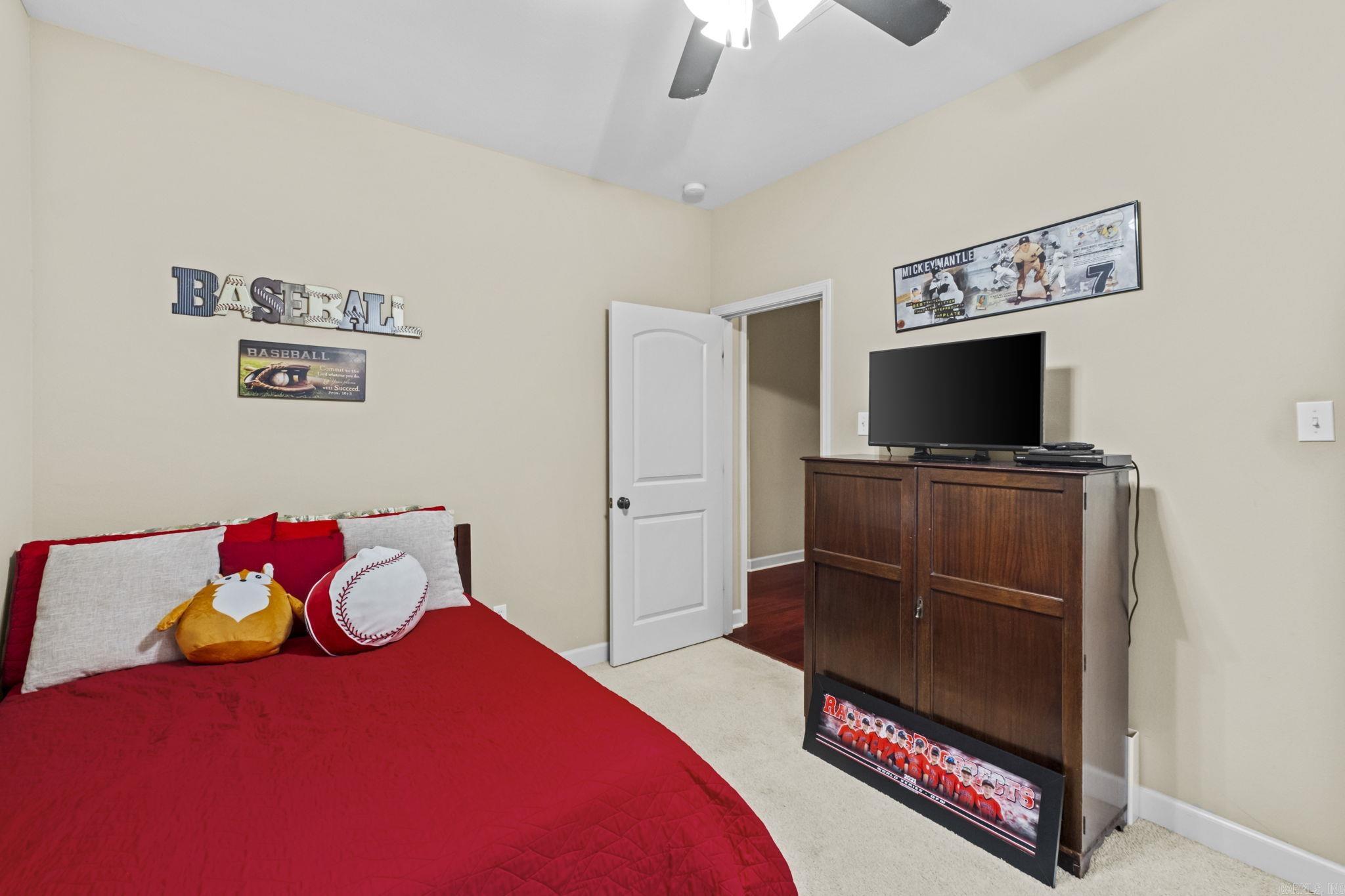 MILLERS CROSSING - Residential