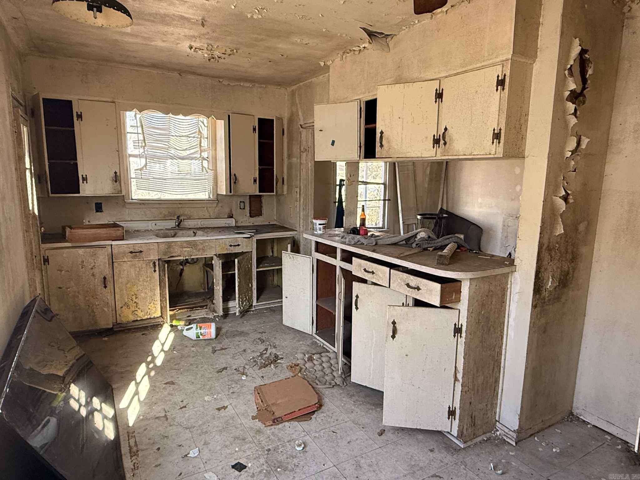 AUSTIN & TAYLOR ADDITION - Residential